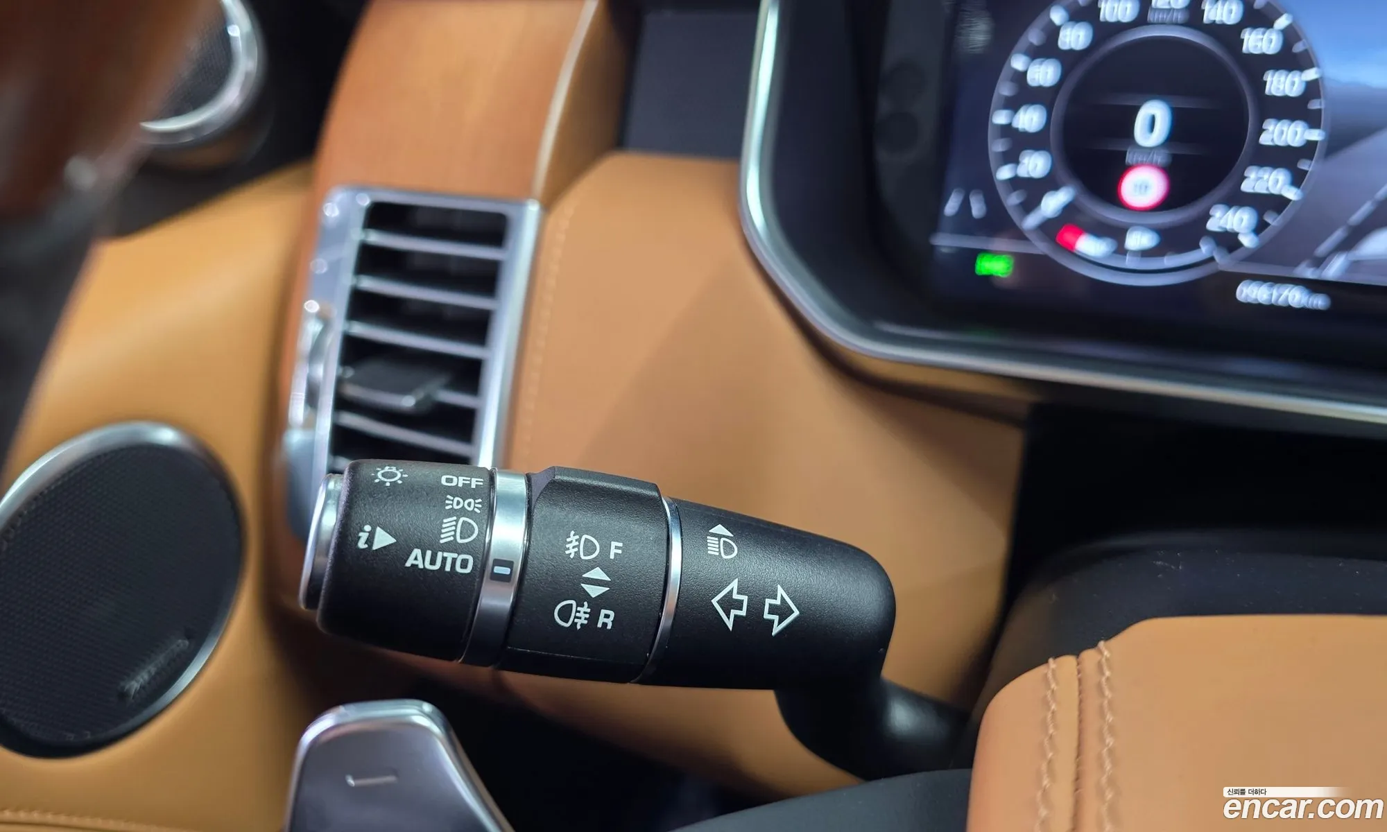 Land Rover Range Rover 2018 — 36