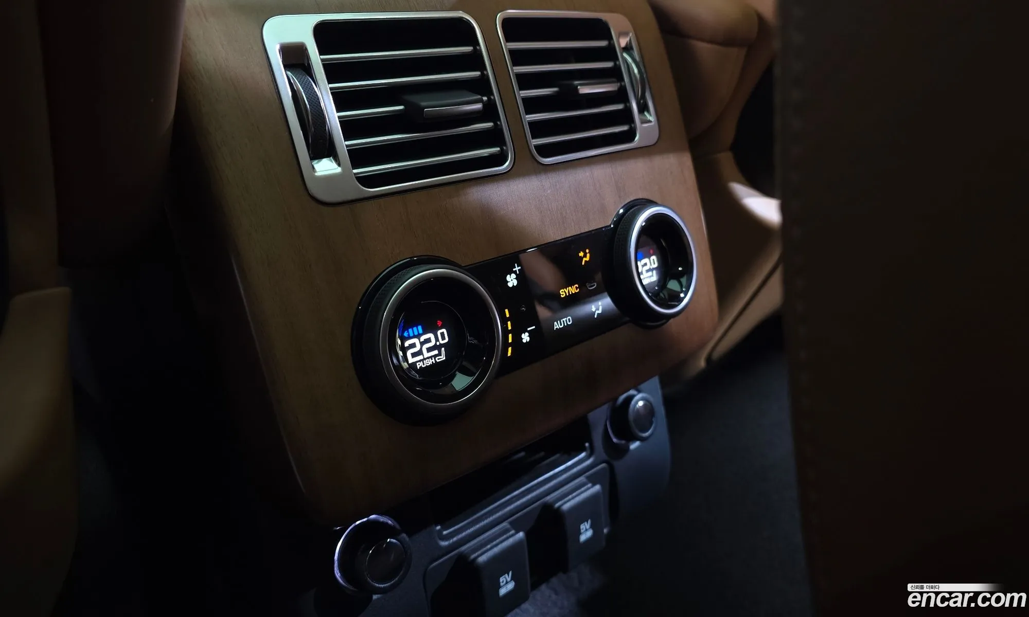 Land Rover Range Rover 2018 — 16