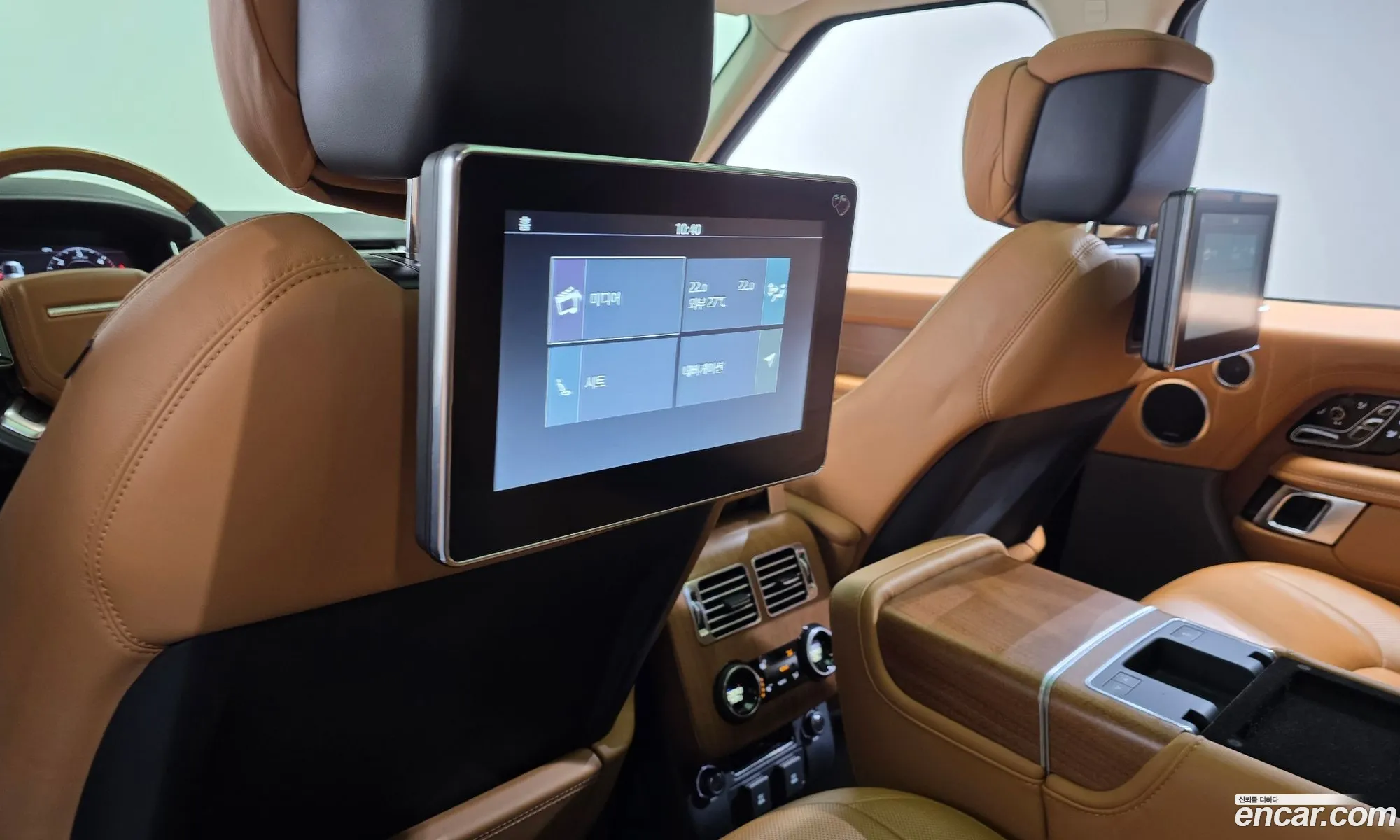 Land Rover Range Rover 2018 — 17