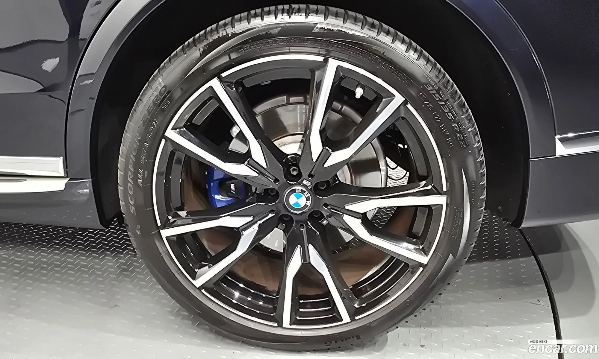 BMW X7 2021 — 6