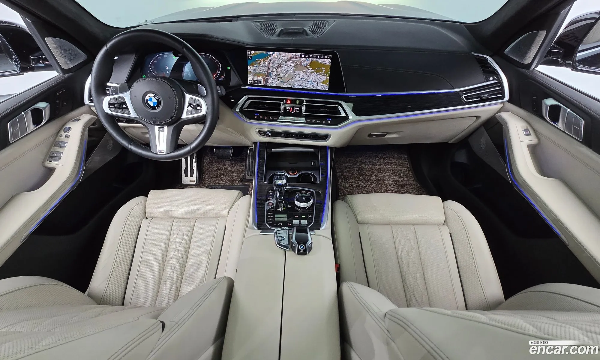 BMW X7 2021 — 24
