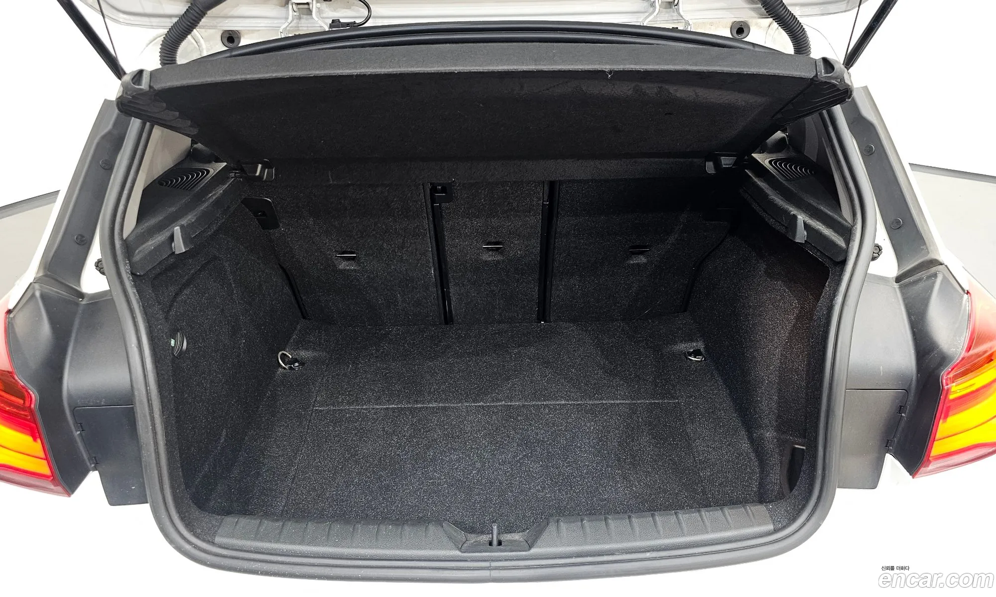 BMW 1 Series 2017 WBA1S5108HV809784 — 28