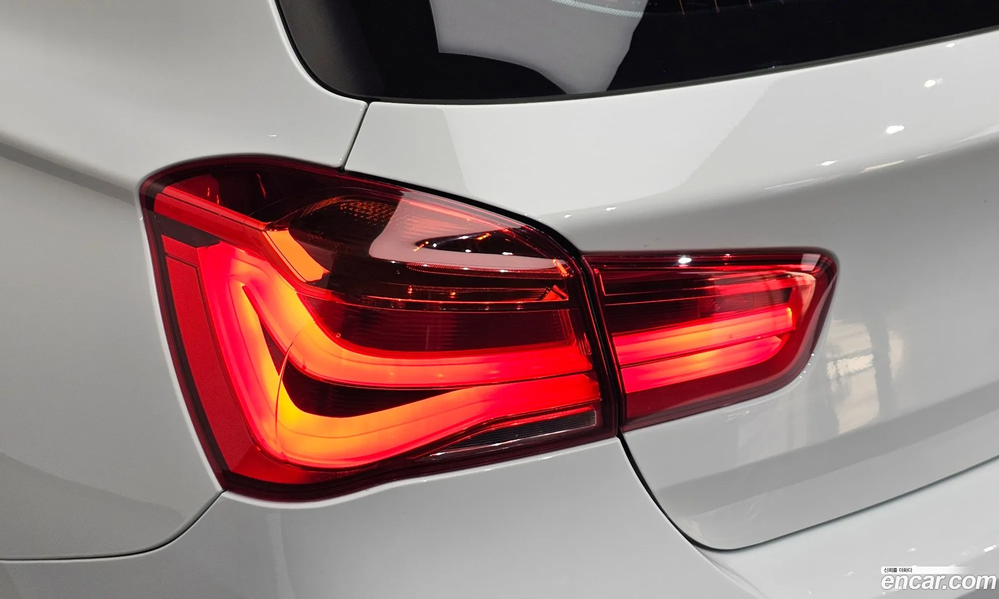 BMW 1 Series 2017 WBA1S5108HV809784 — 27