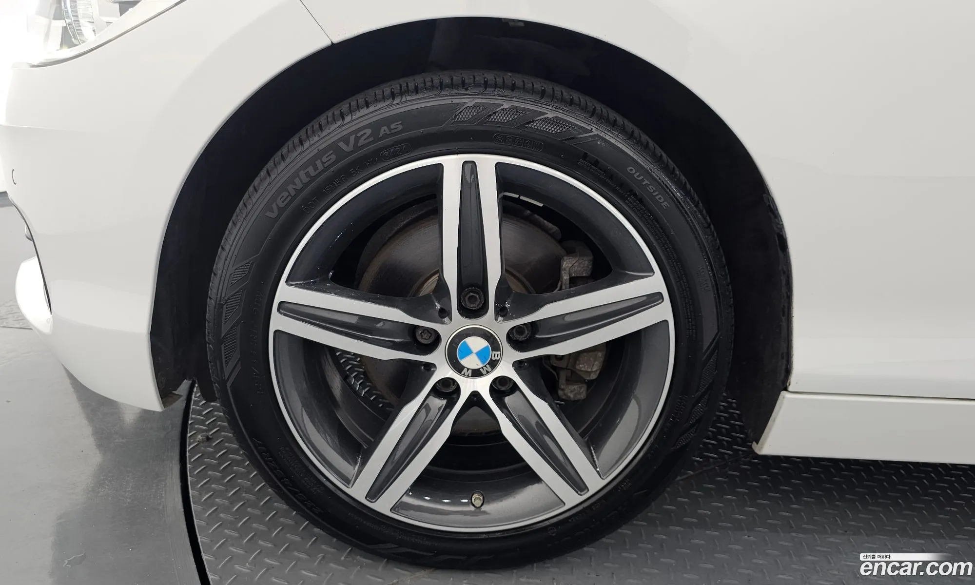 BMW 1 Series 2017 WBA1S5108HV809784 — 25