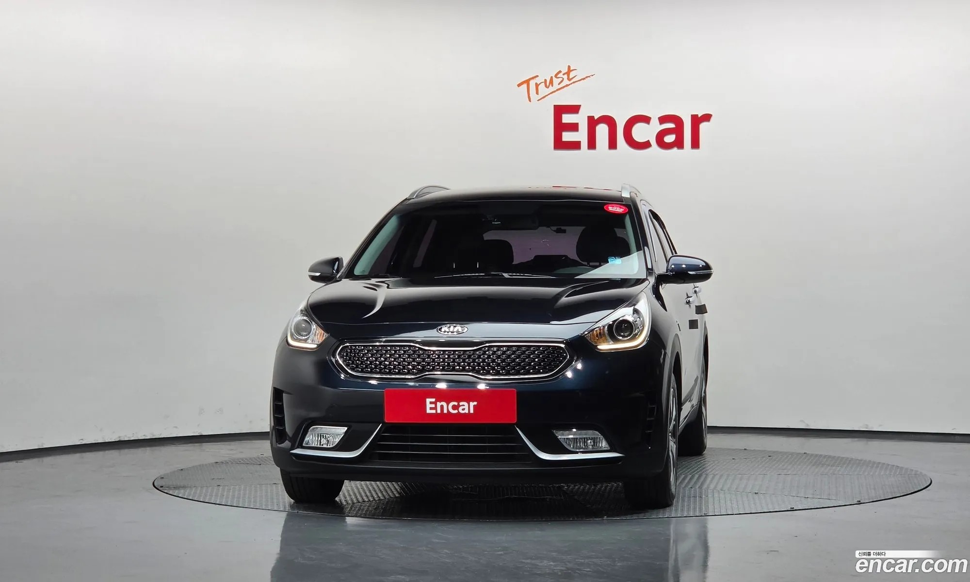 Kia Niro 2016 — 2