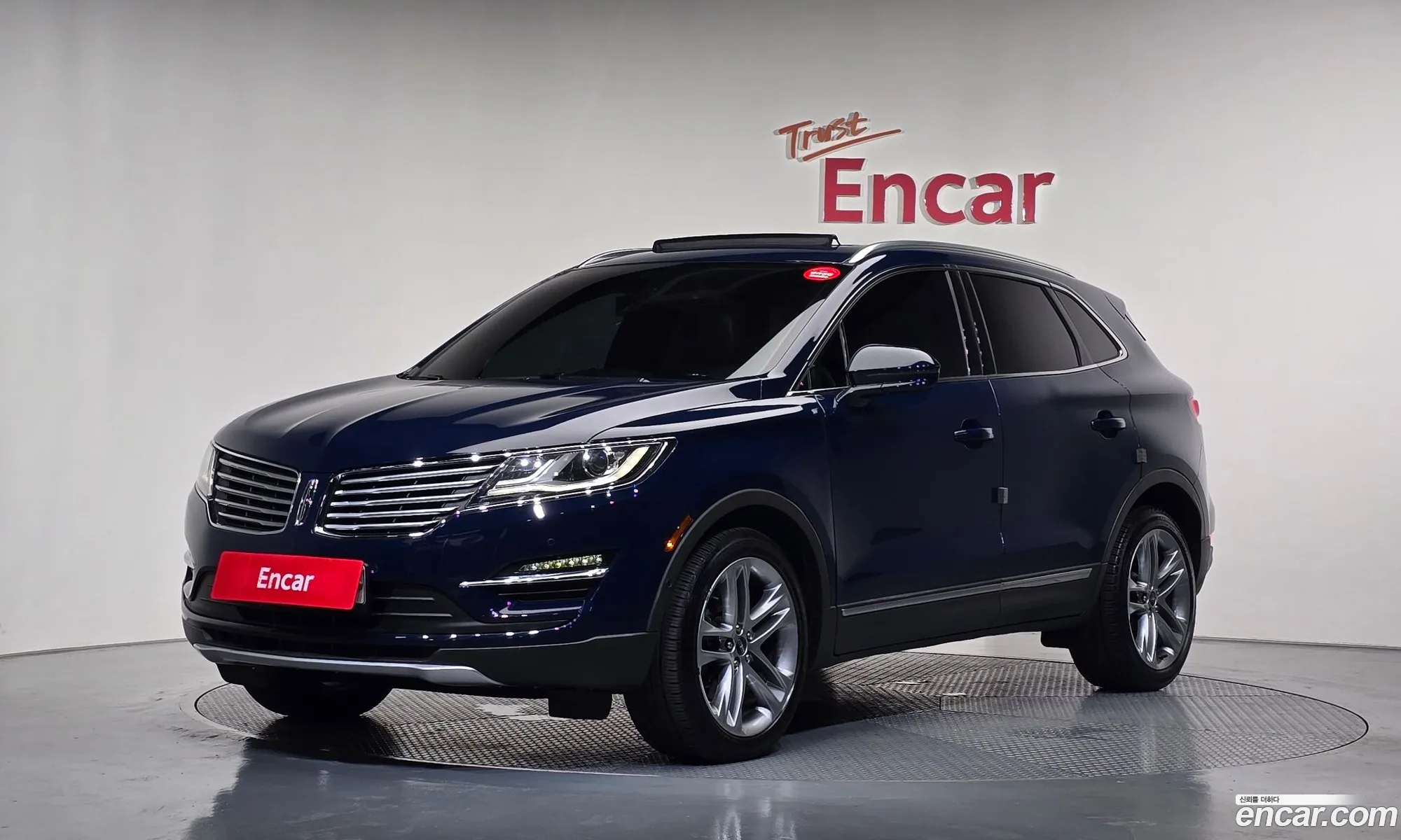 Lincoln MKC 2018 5LMCJ3D90JUL09586 — 21
