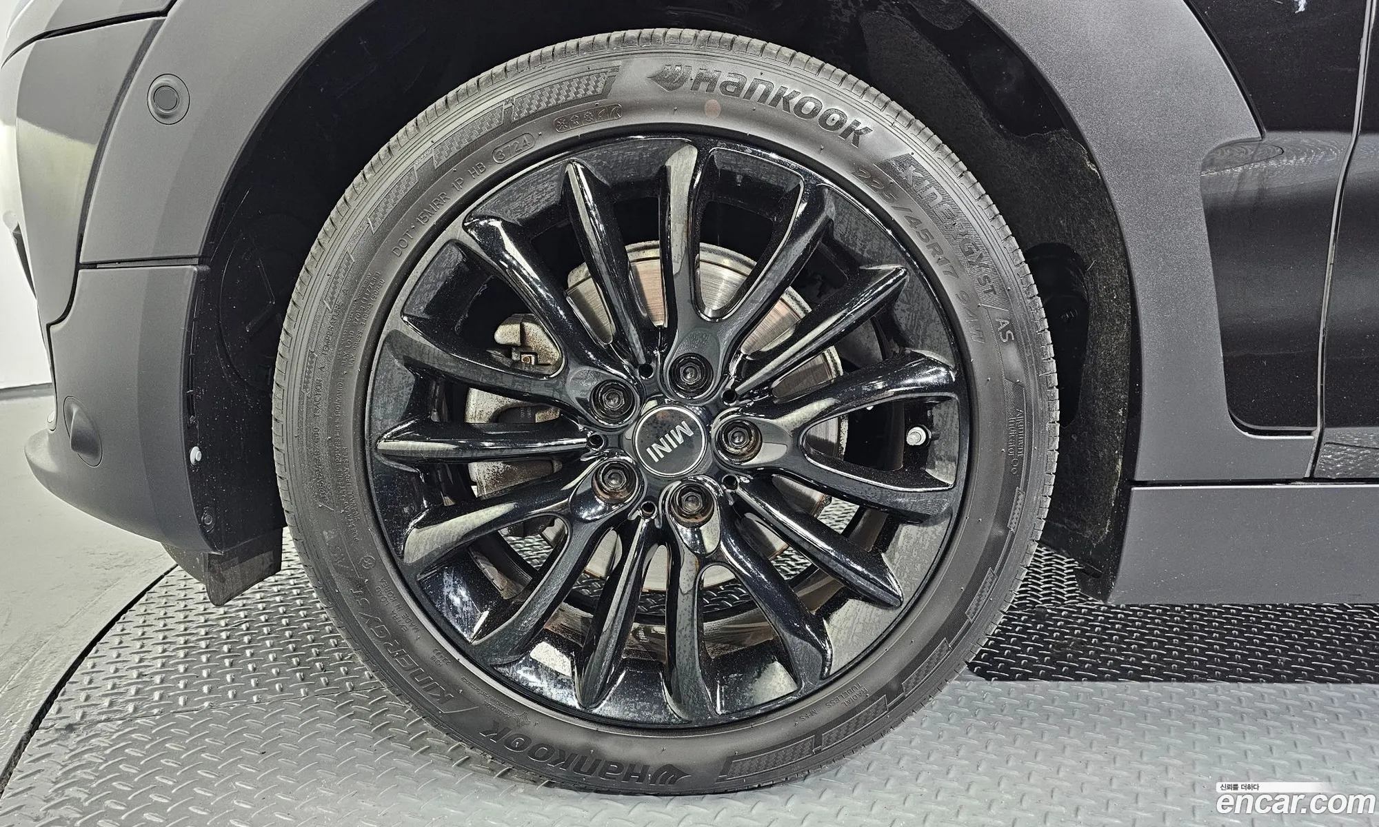 Mini Cooper Clubman 2021 WMWXJ3101M2P51370 — 17