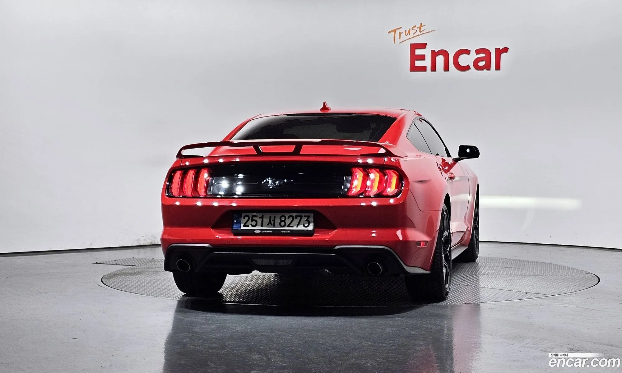 Ford Mustang 2022 — 5