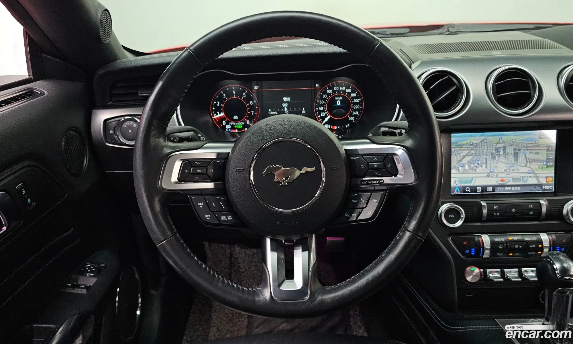 Ford Mustang 2022 — 20