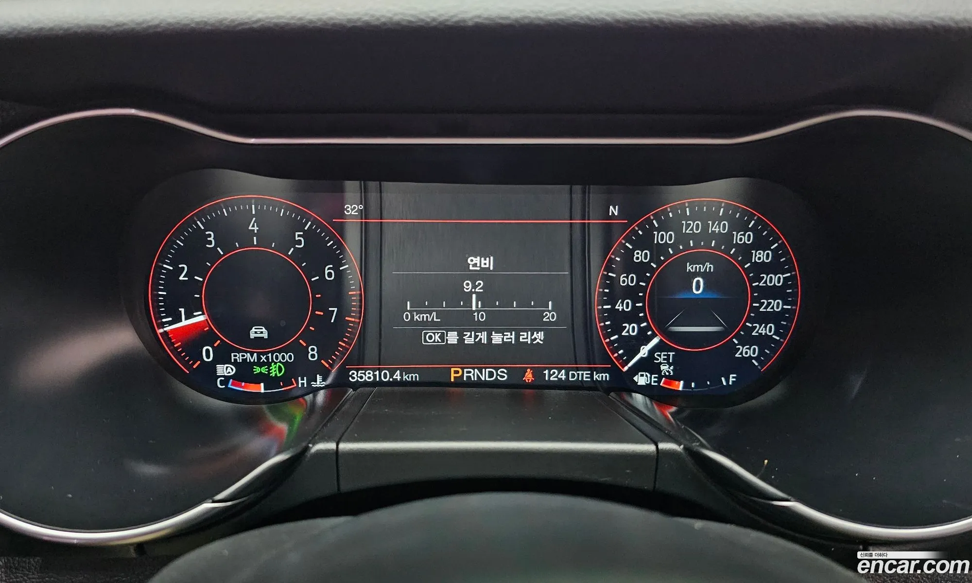 Ford Mustang 2022 — 6