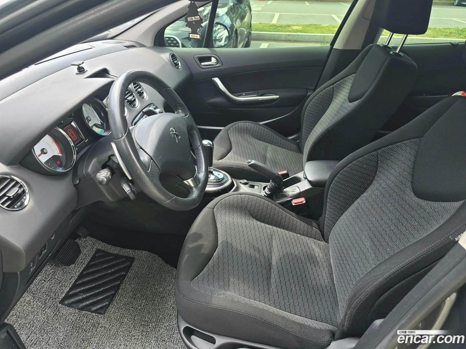 Peugeot 308 SW 2013 — 18