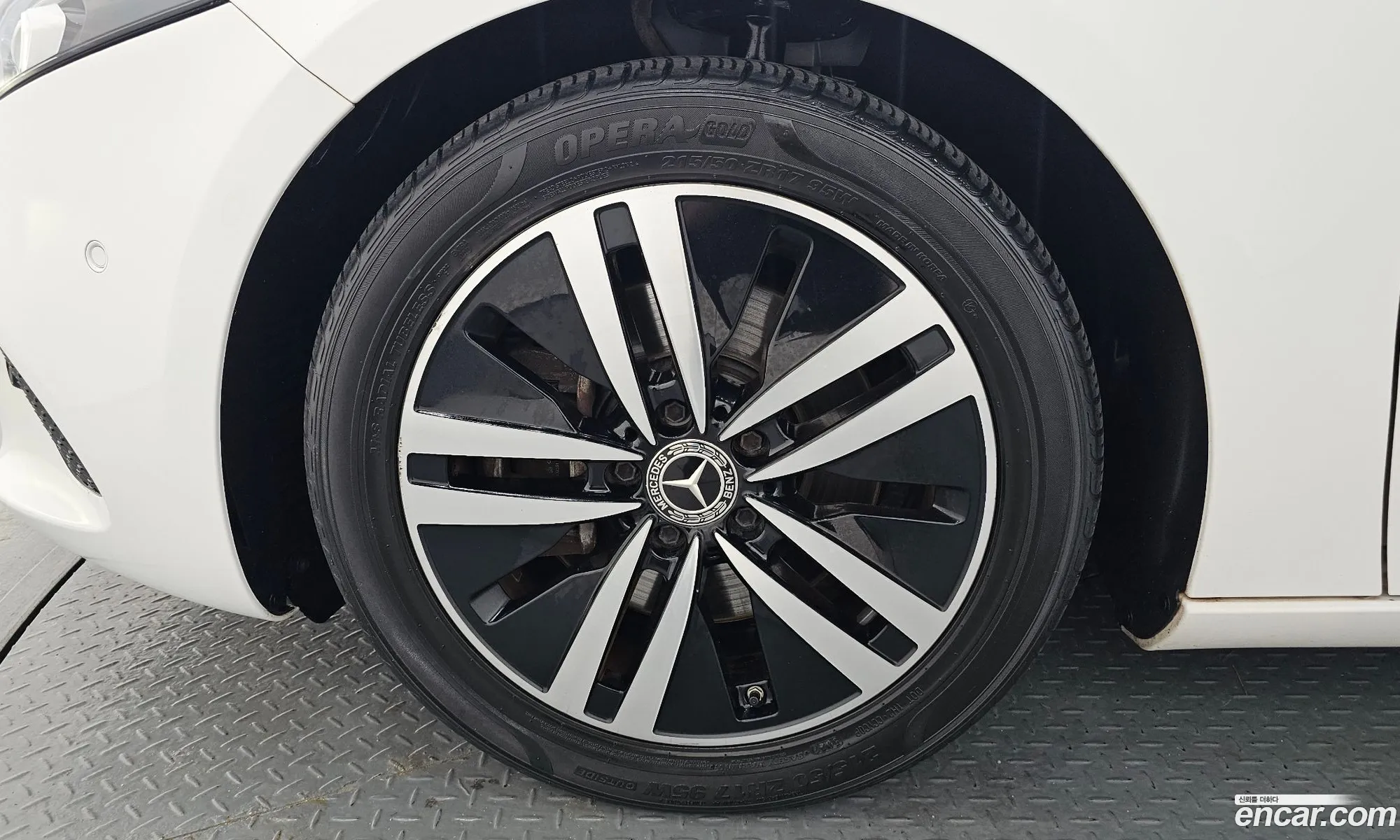 Mercedes-Benz A-Class W177 2021 — 25