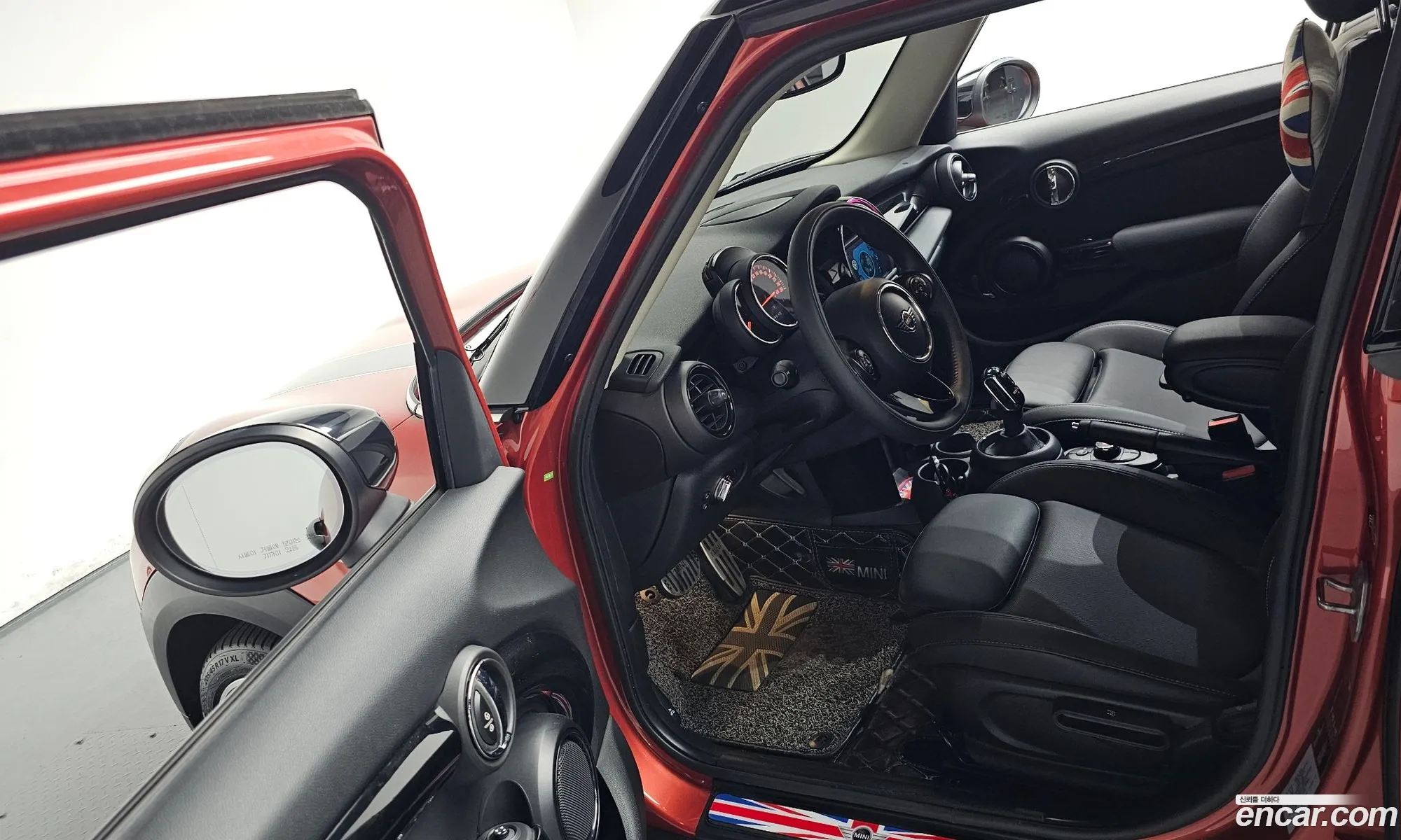 Mini Cooper 2020 WMWXV7101L2M74665 — 12
