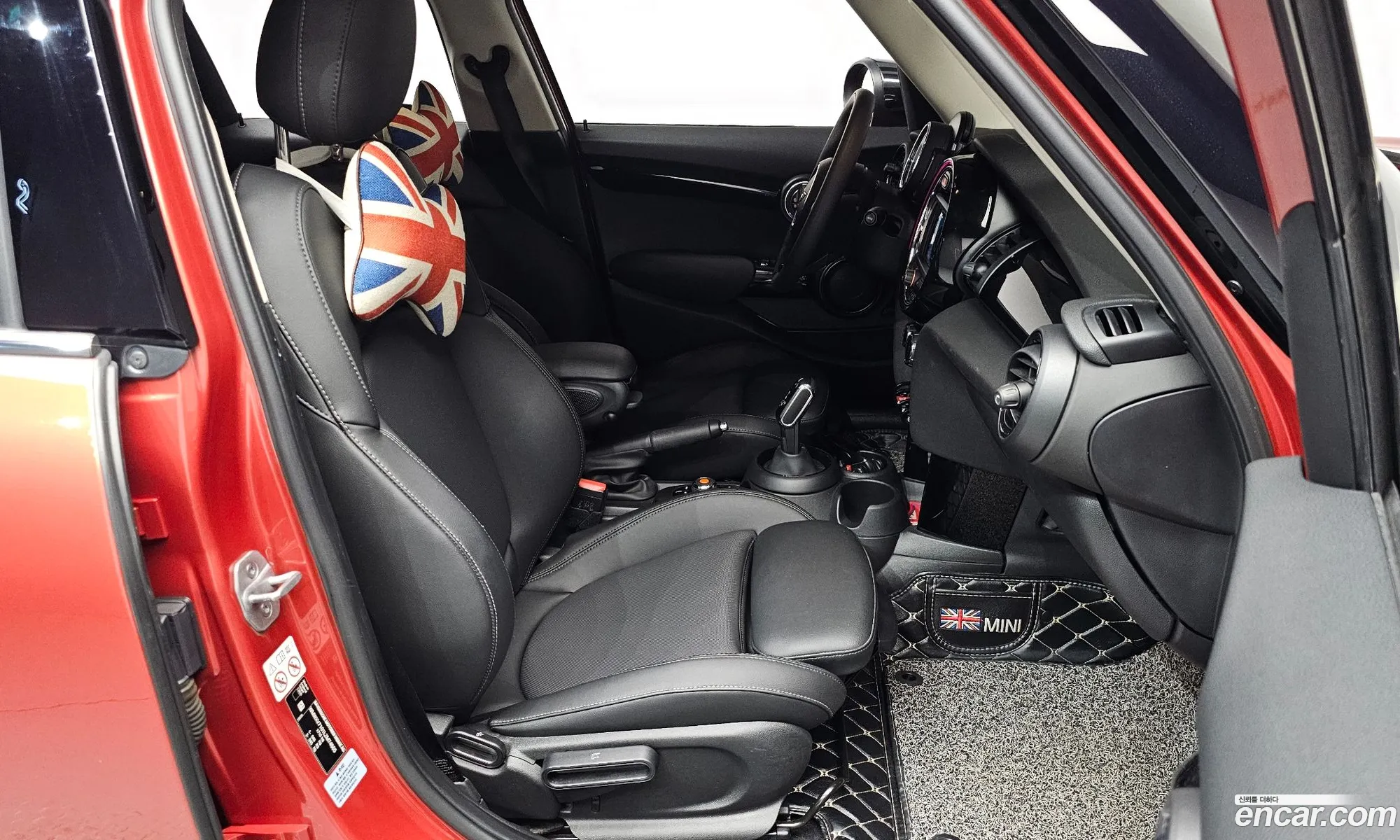 Mini Cooper 2020 WMWXV7101L2M74665 — 18
