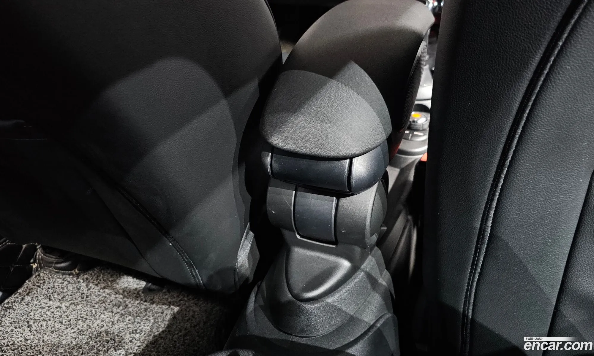 Mini Cooper 2020 WMWXV7101L2M74665 — 3