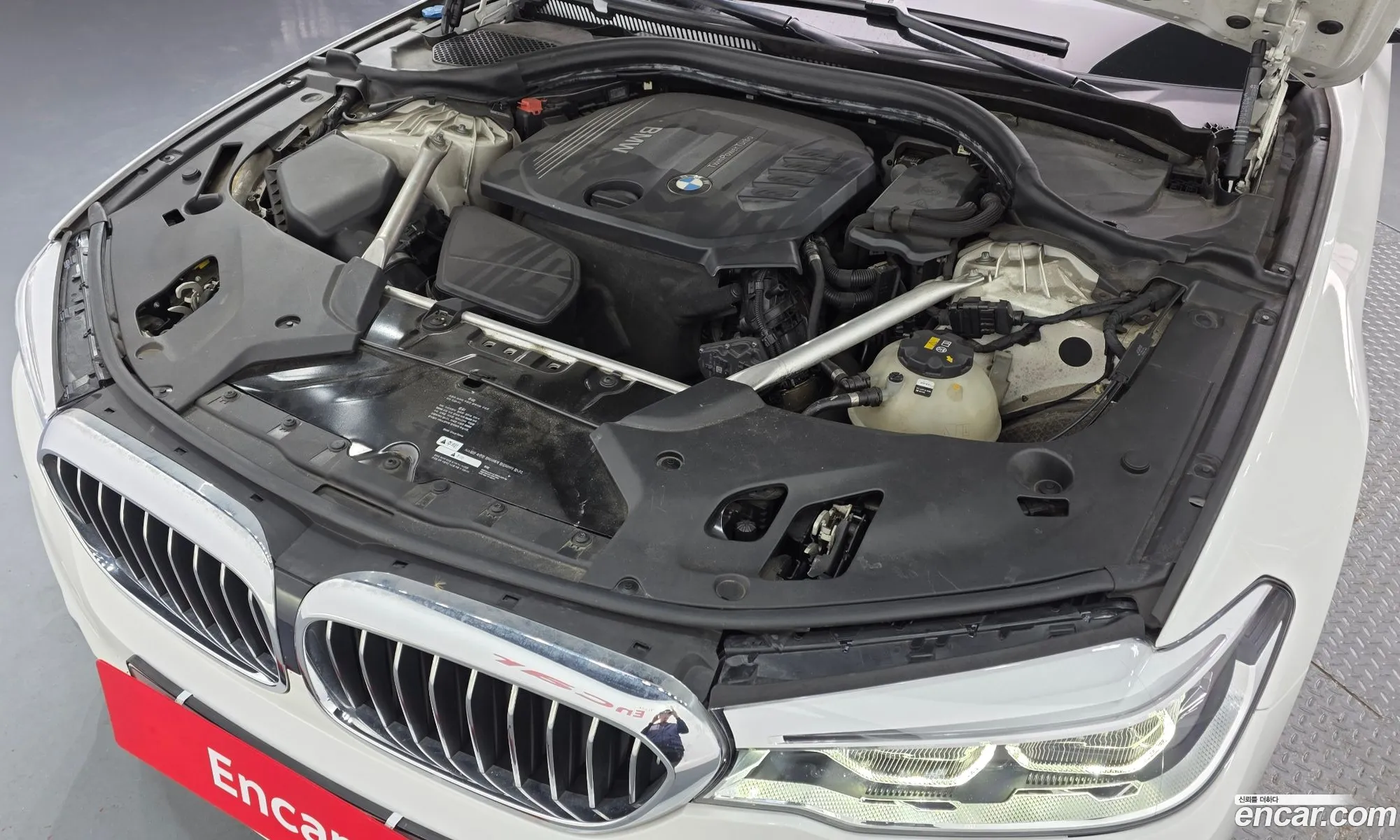 BMW 5 Series 2018 11111111111111111 — 9
