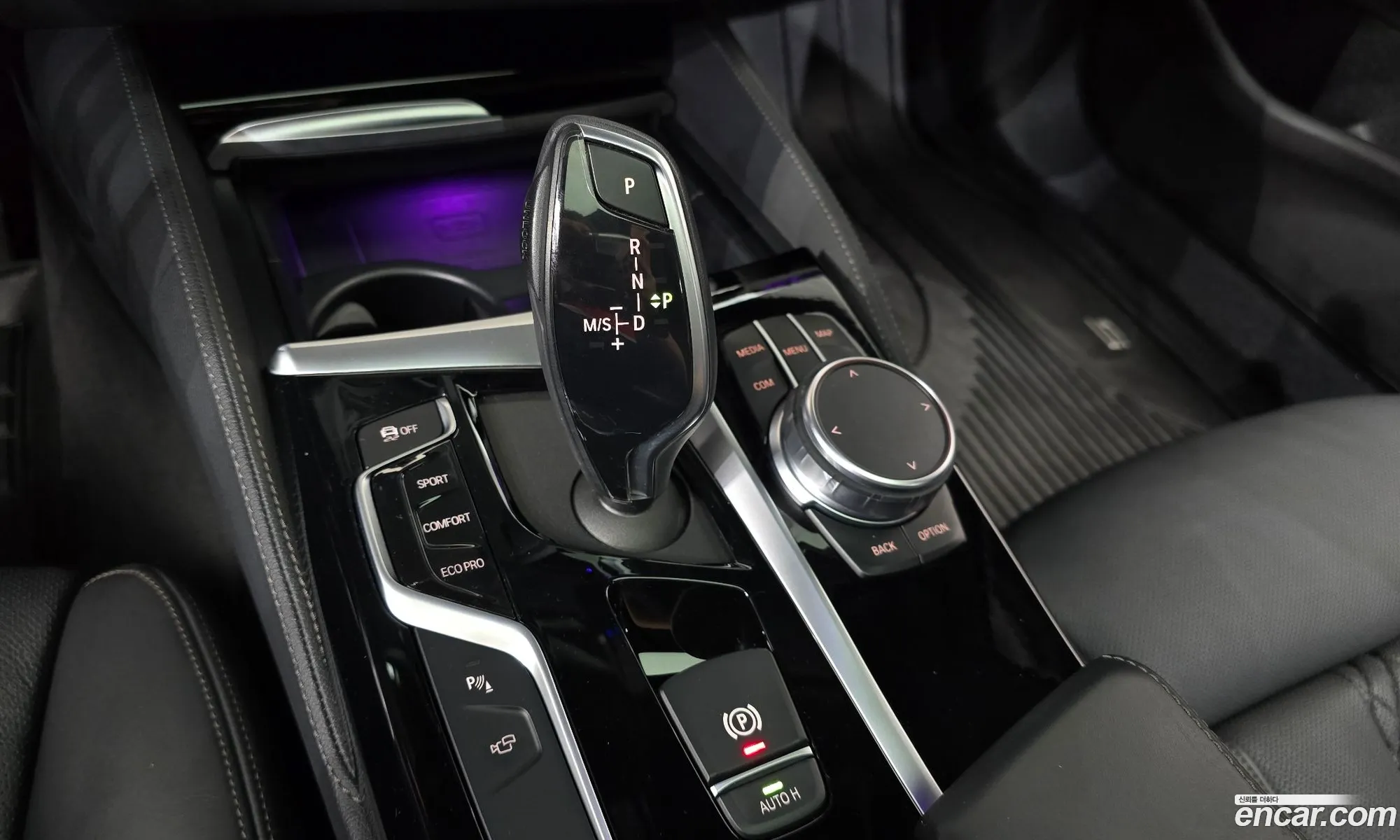 BMW 5 Series 2019 — 27