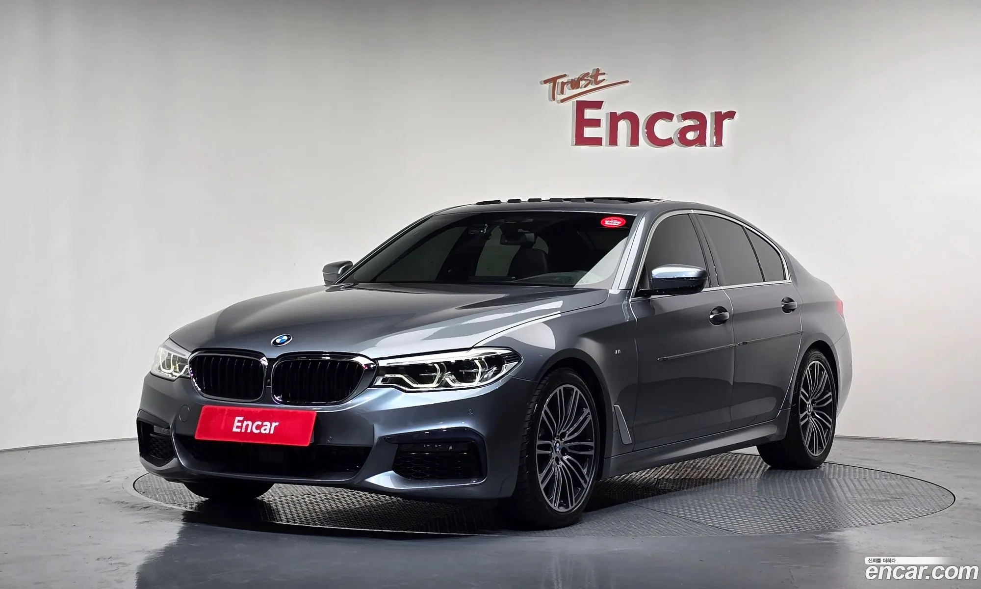 BMW 5 Series 2019 — 25