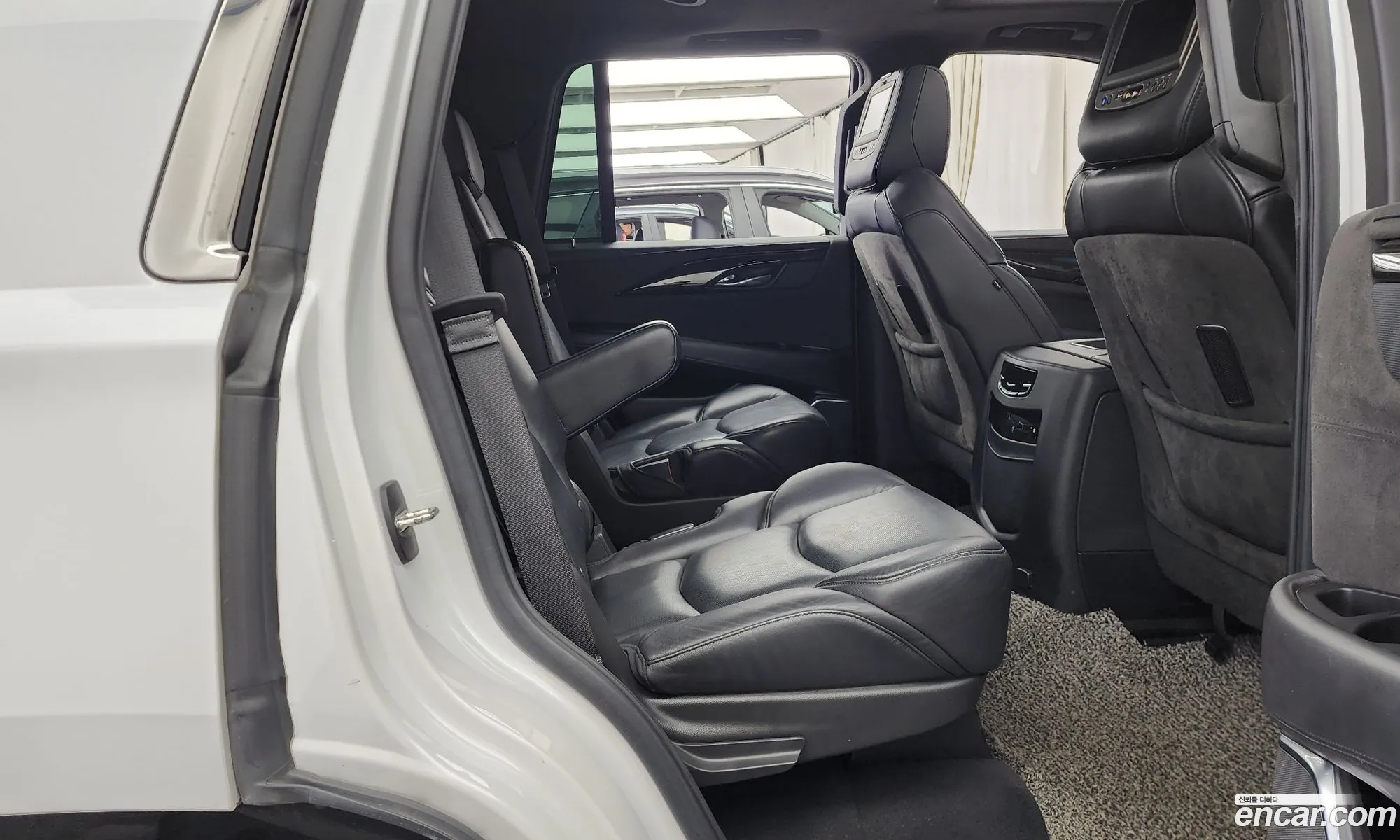 Cadillac Escalade 2019 — 4