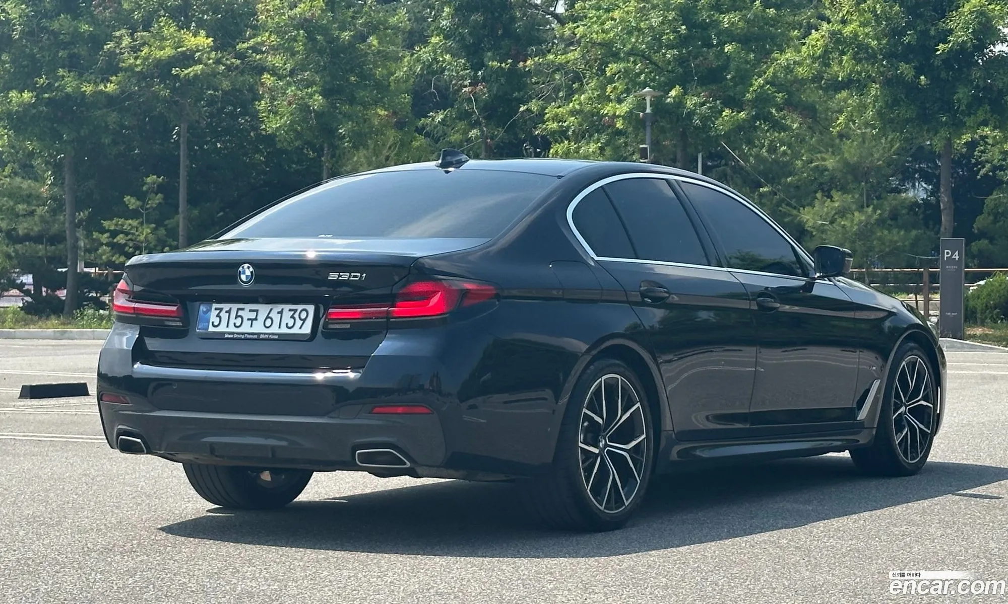 BMW 5 Series 2022 — 11
