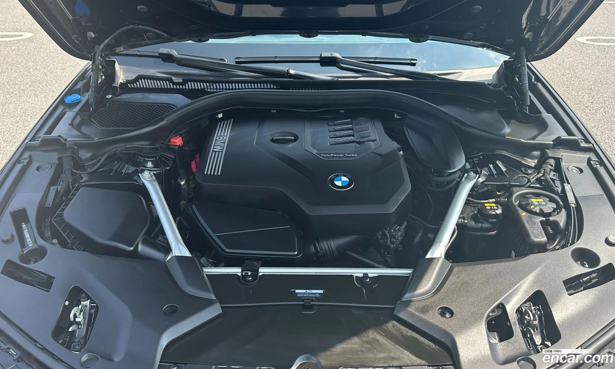 BMW 5 Series 2022 — 18