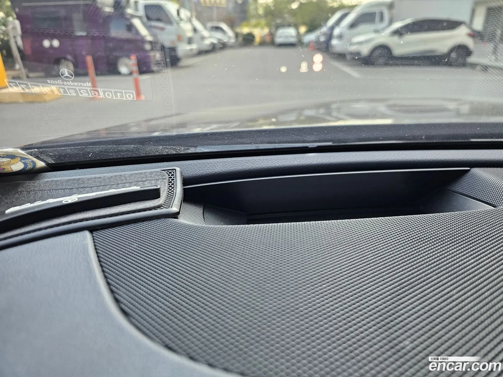 Mercedes-Benz E-Class W213 2018 — 12
