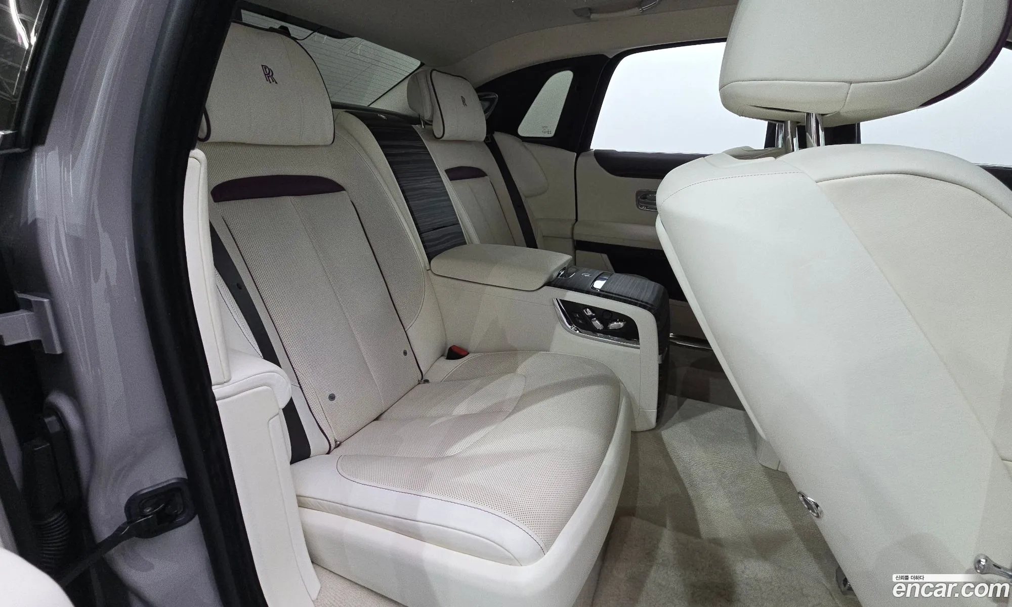 Rolls-Royce Ghost 2020 SCATV0102MU203443 — 10