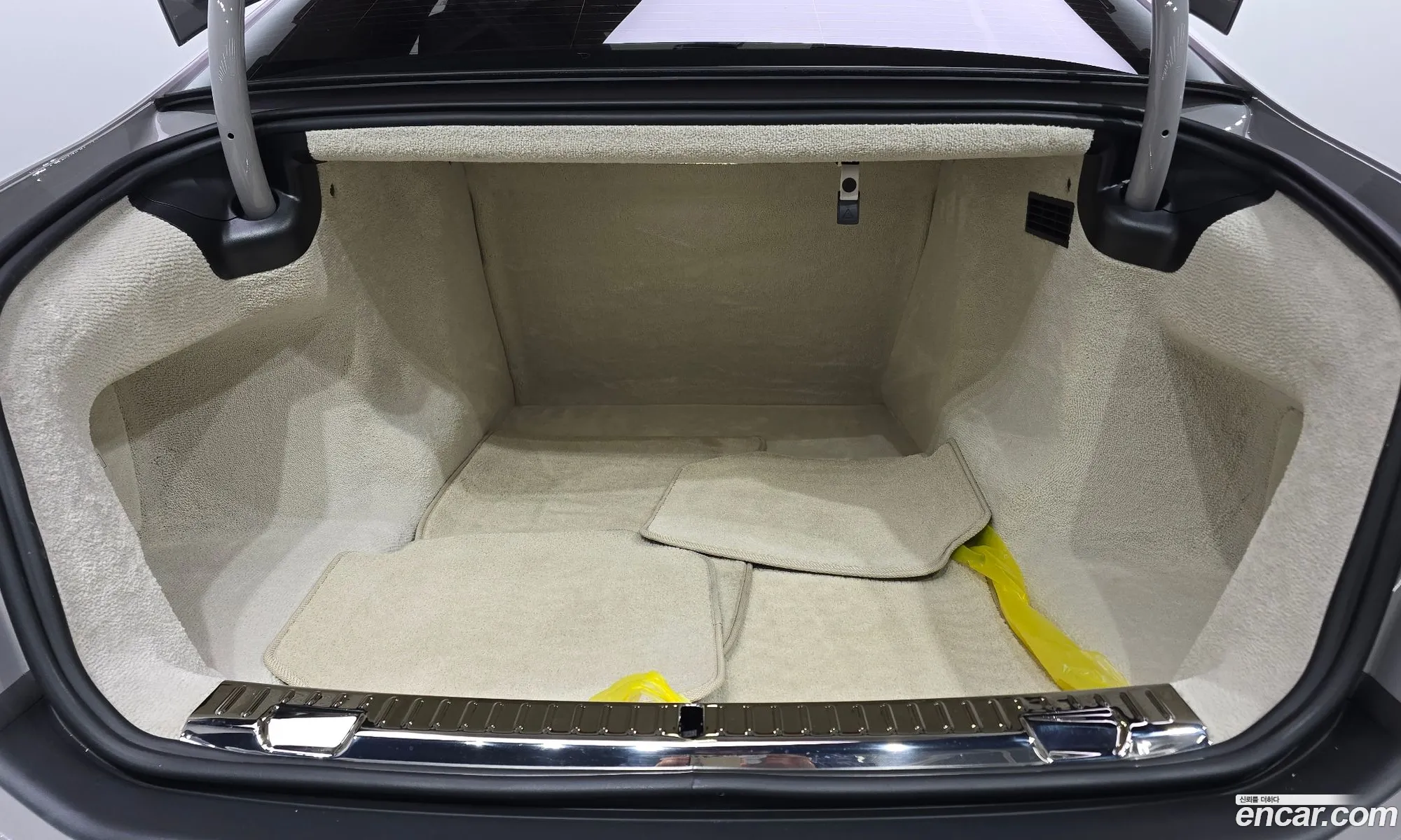Rolls-Royce Ghost 2020 SCATV0102MU203443 — 18
