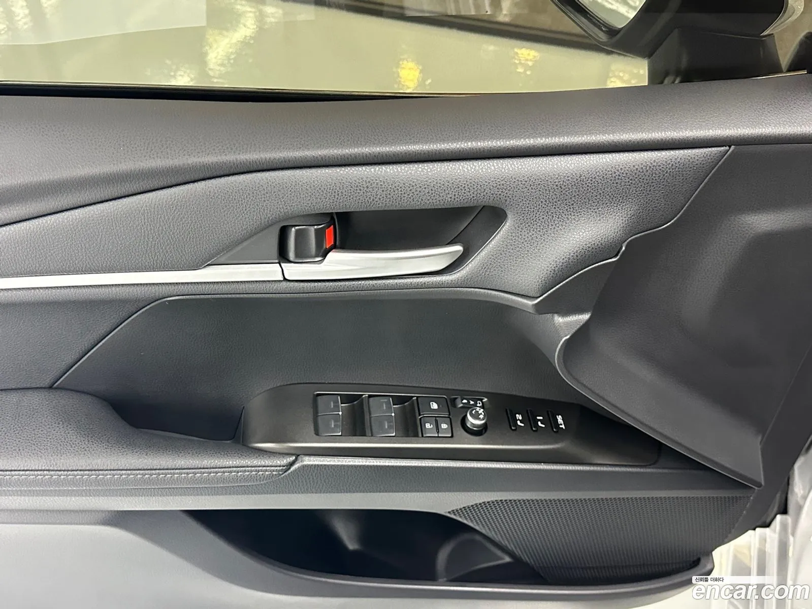 Toyota Camry 2025 — 9