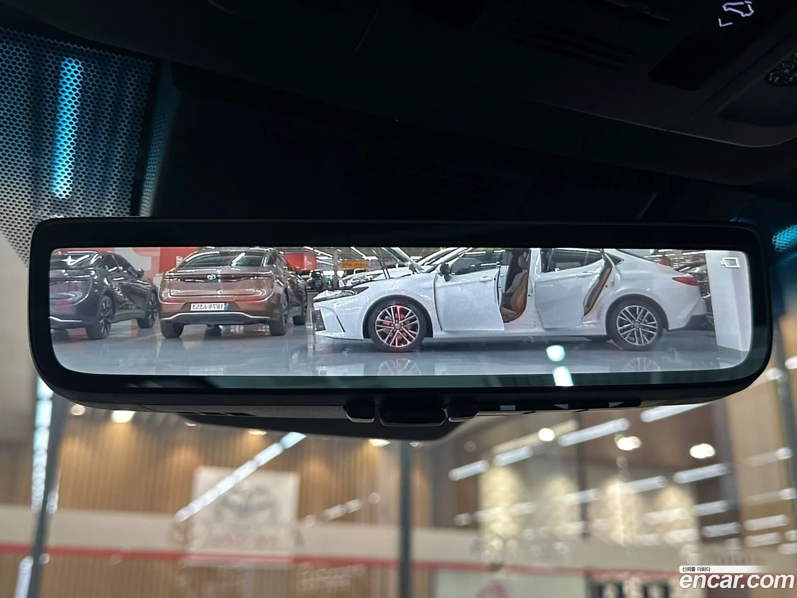 Toyota Camry 2025 — 13