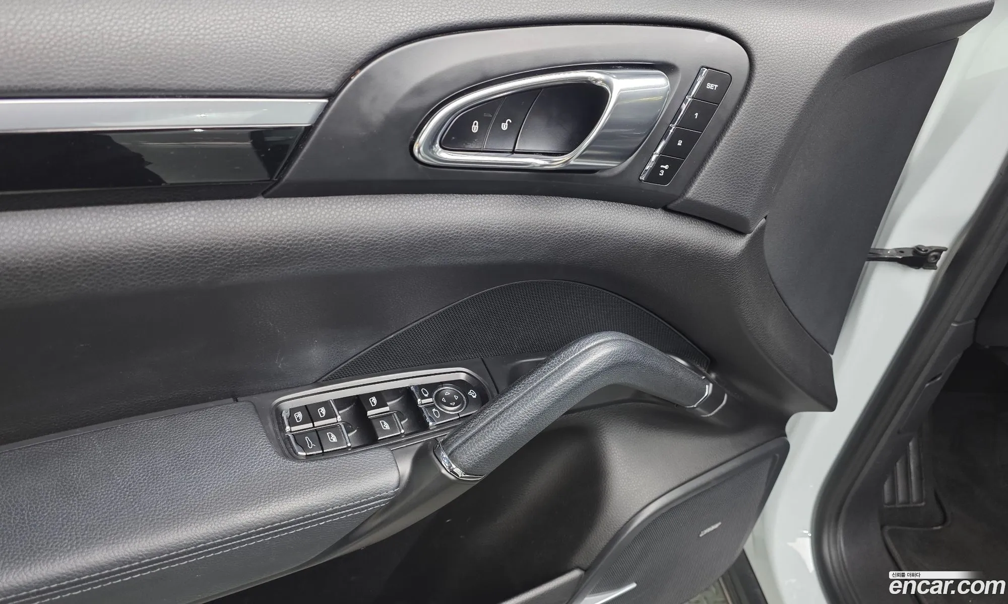 Porsche Cayenne 2014 WP1AF2921ELA46637 — 11