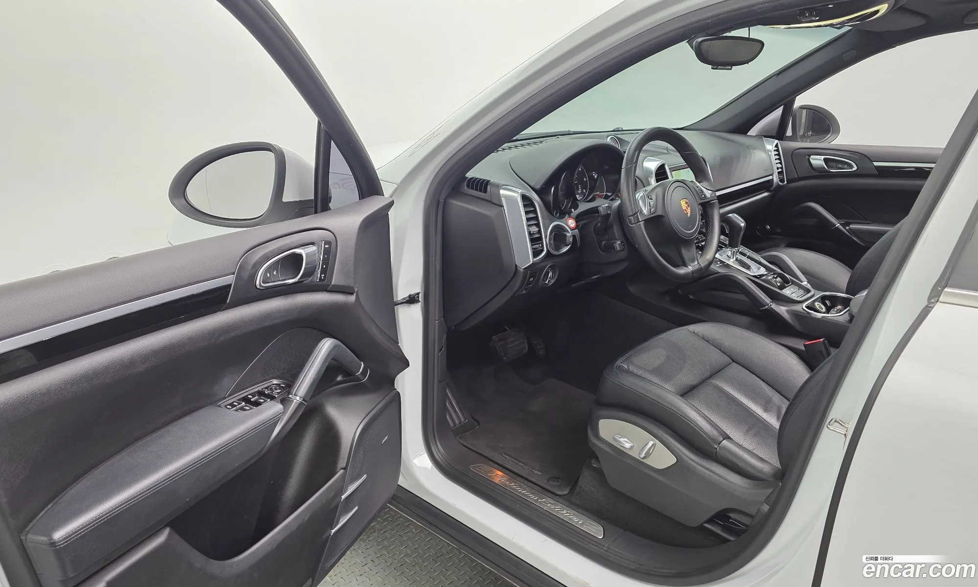 Porsche Cayenne 2014 WP1AF2921ELA46637 — 13