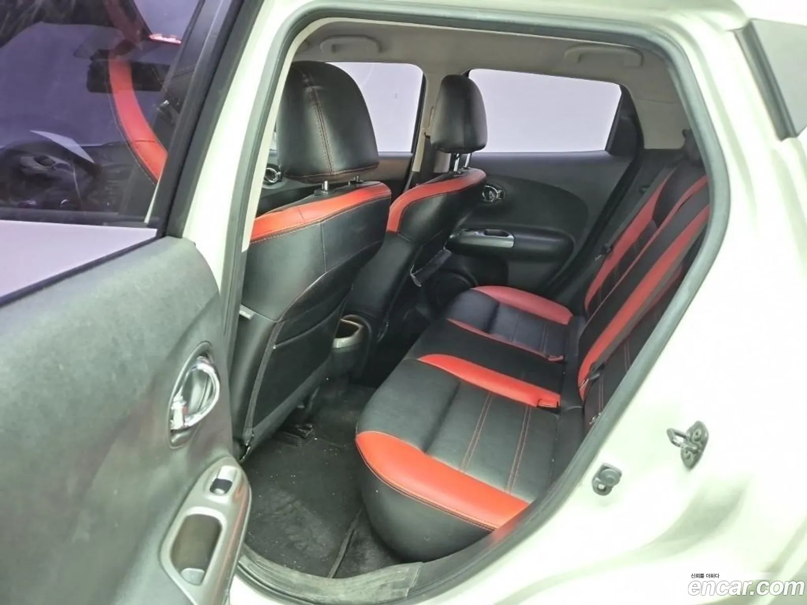 Nissan Juke 2014 — 19