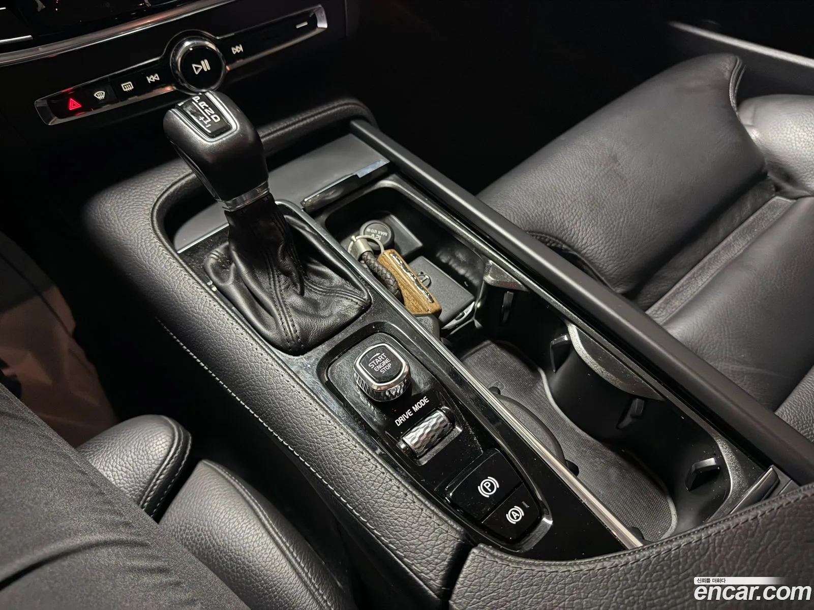 Volvo S90 2018 — 11
