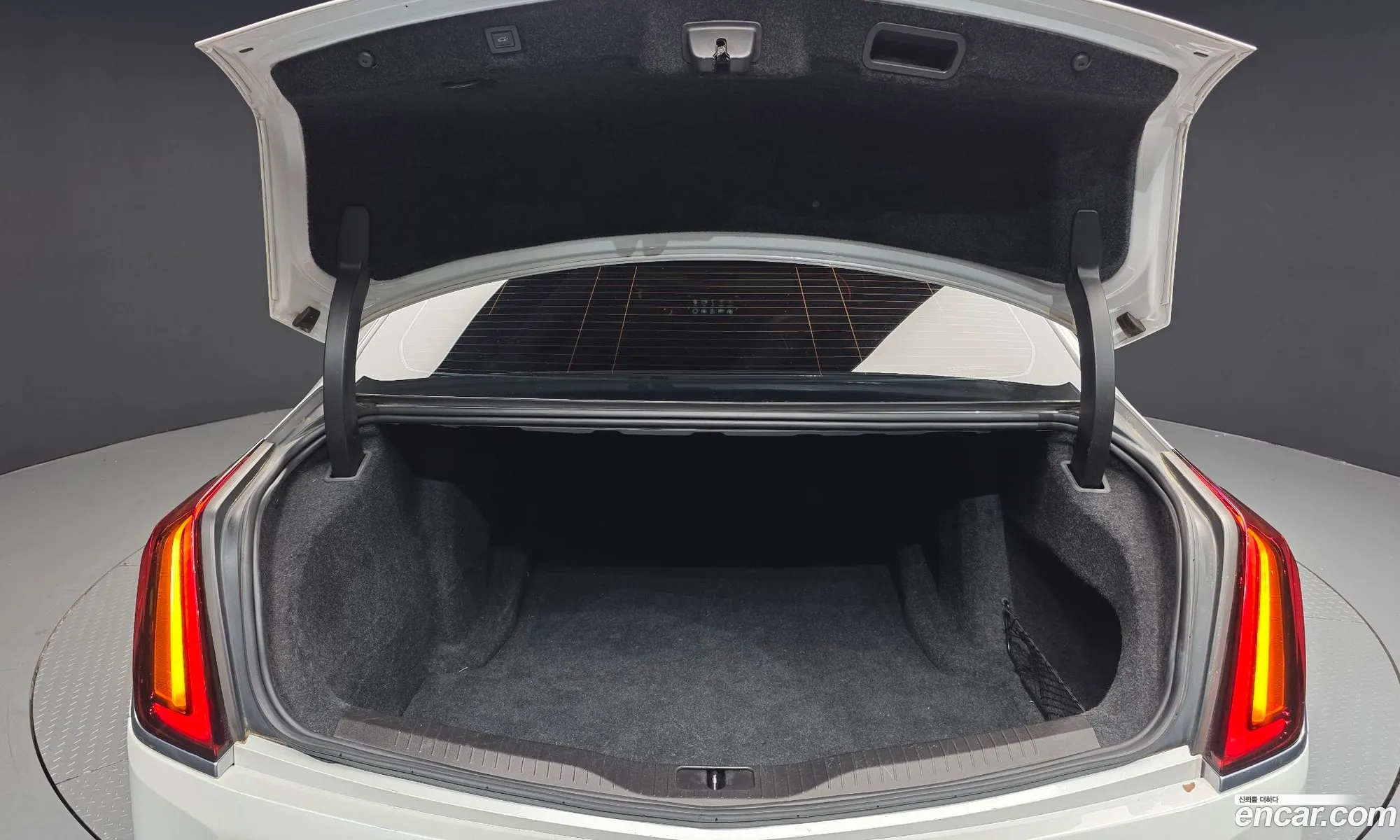 Cadillac CT6 2017 1G6K95RS0HU169474 — 19