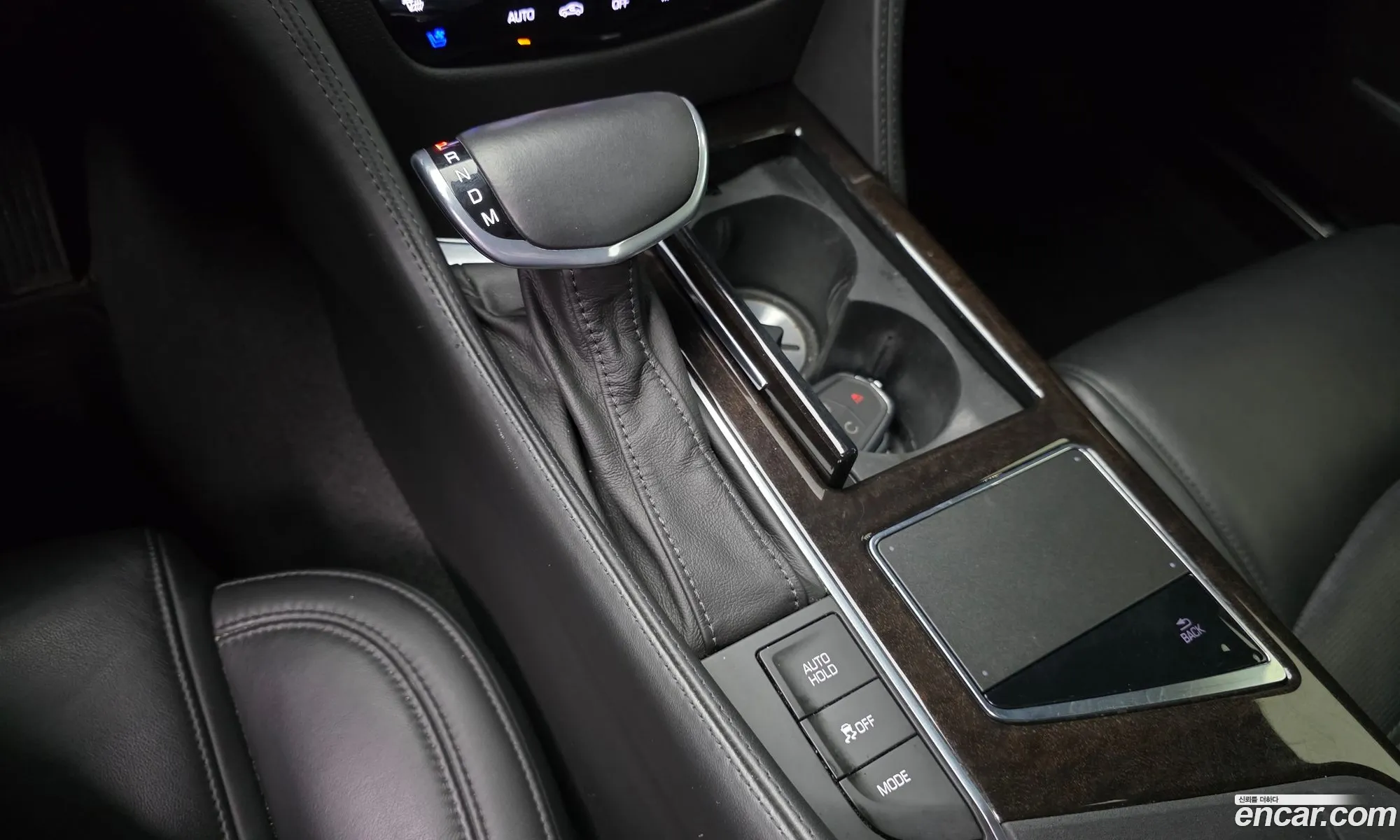 Cadillac CT6 2017 1G6K95RS0HU169474 — 30