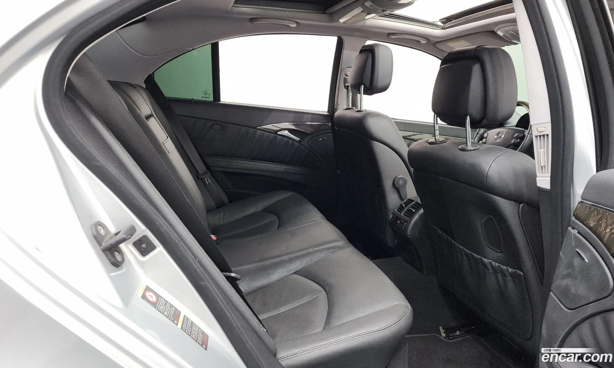 Mercedes-Benz E-Class W211 2008 WDBUF87X78B239061 — 18