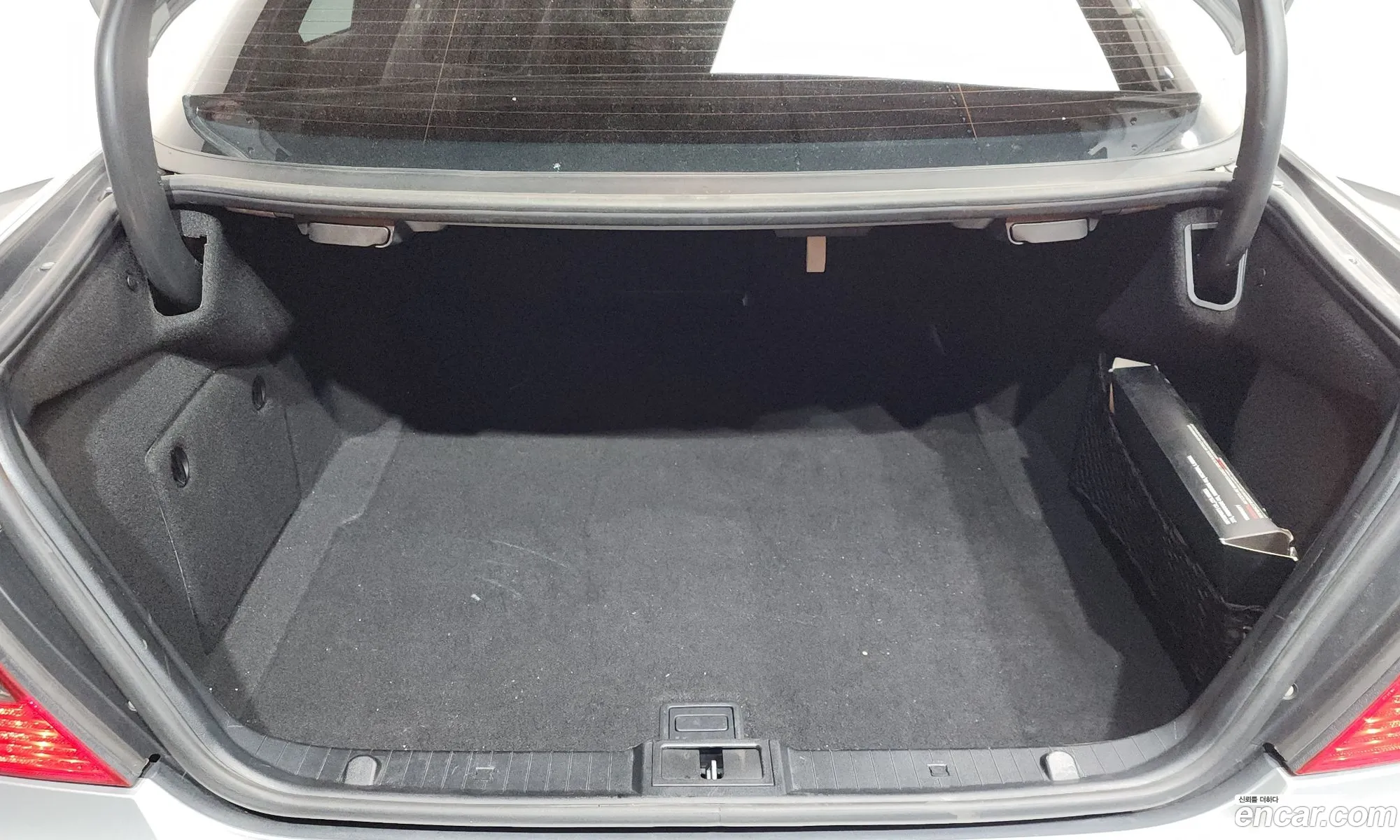Mercedes-Benz E-Class W211 2008 WDBUF87X78B239061 — 19