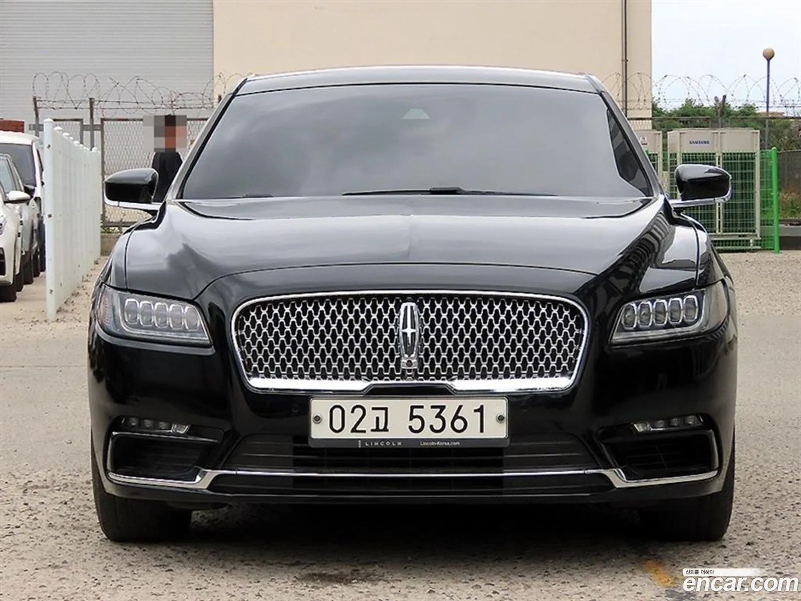 Lincoln Continental 10th Gen 2017 — 19