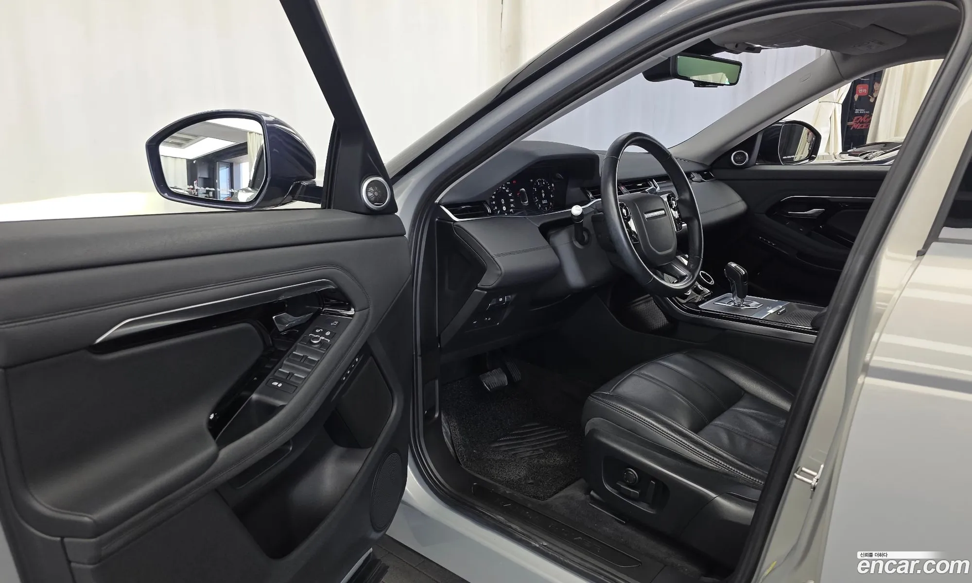 Land Rover Range Rover Evoque 2020 SALZA2BX3LH028674 — 25