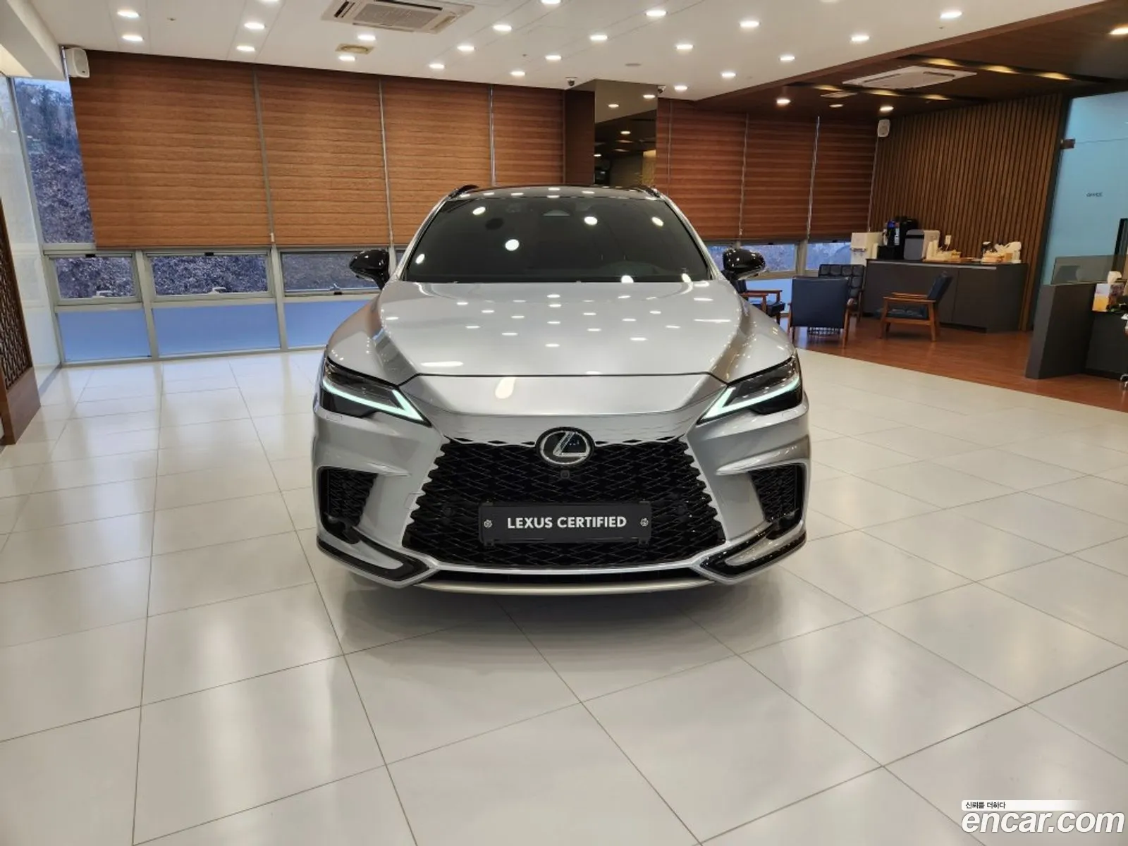 Lexus RX500h 2024 — 4