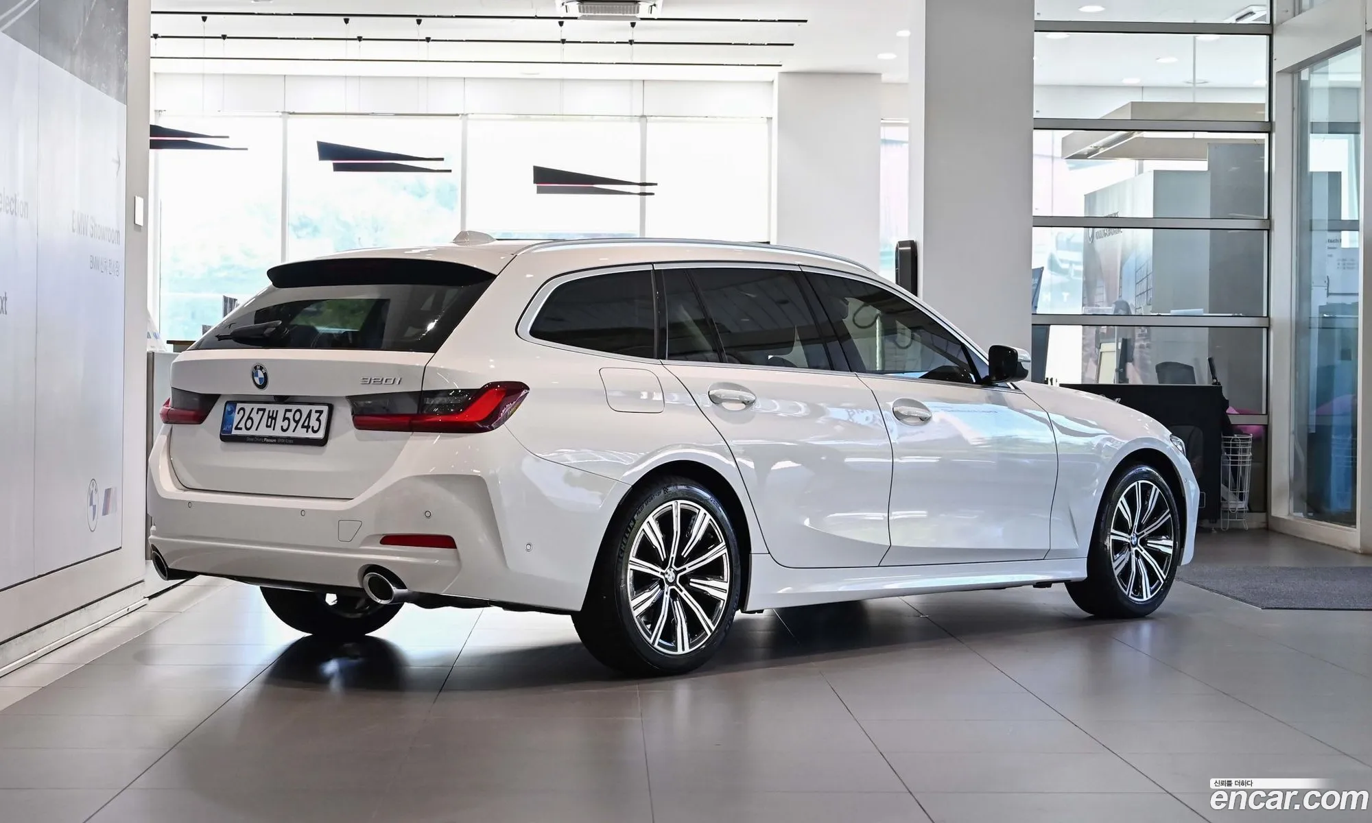 BMW 3 Series 2025 — 5