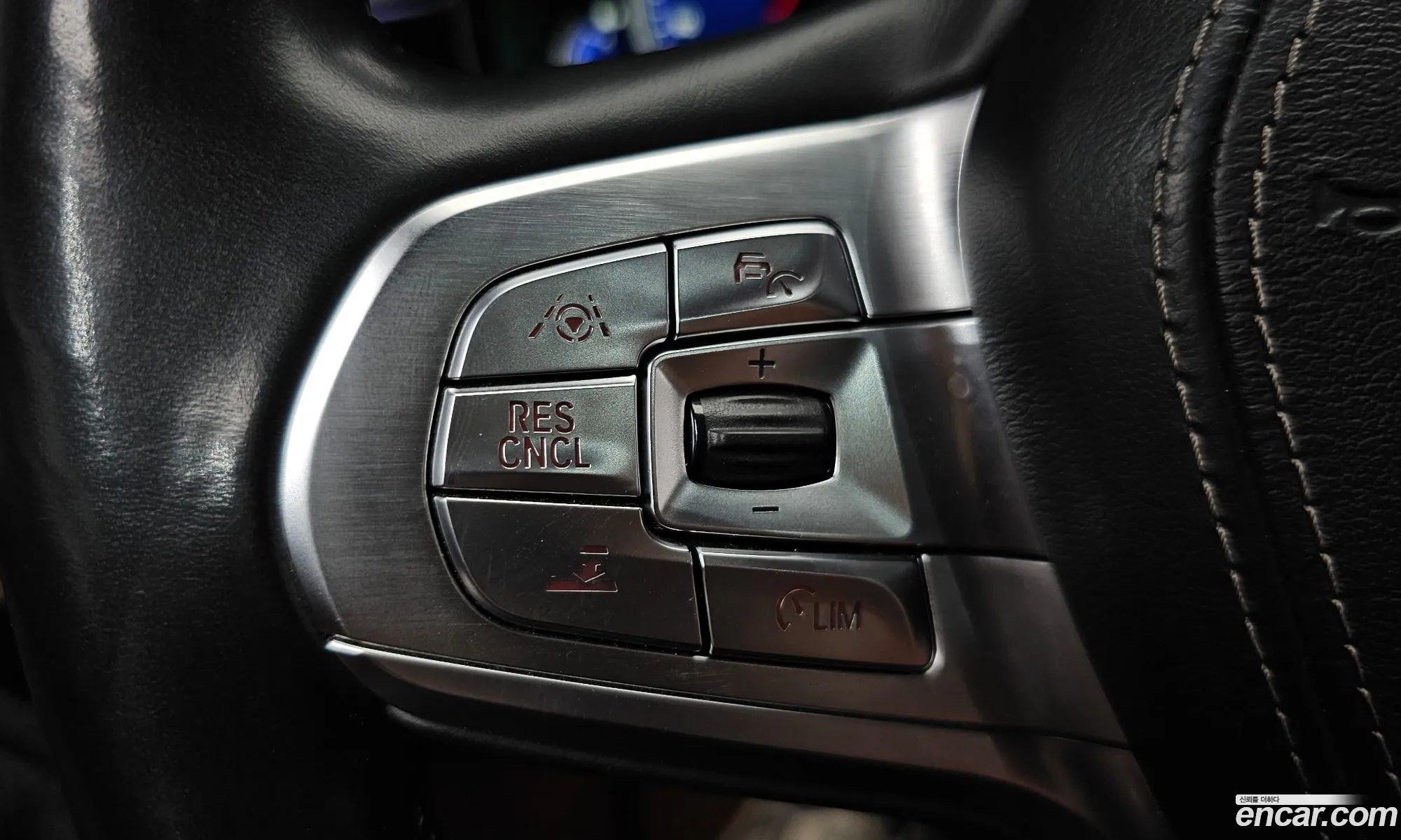BMW 7 Series 2017 — 26