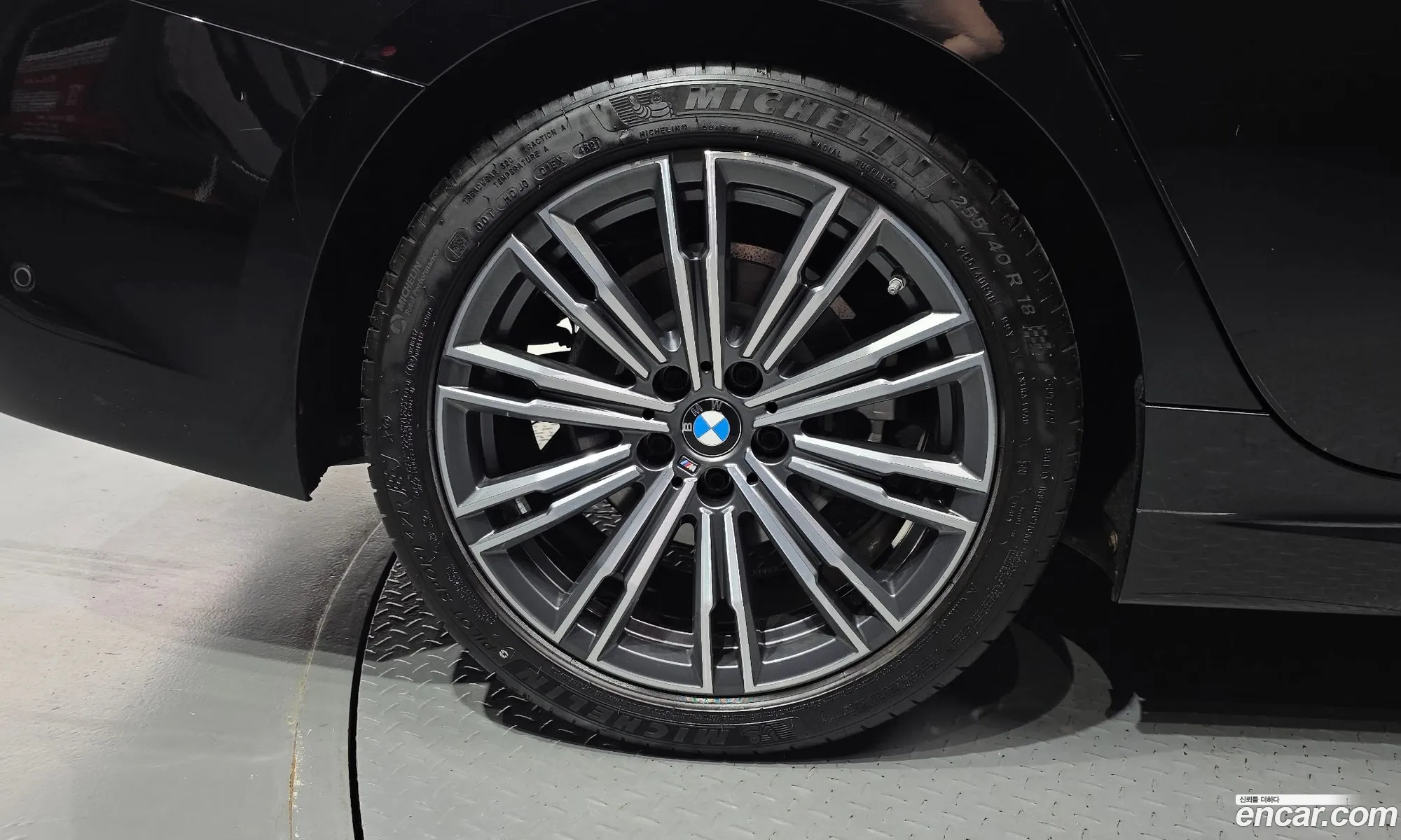 BMW 3 Series 2022 — 11