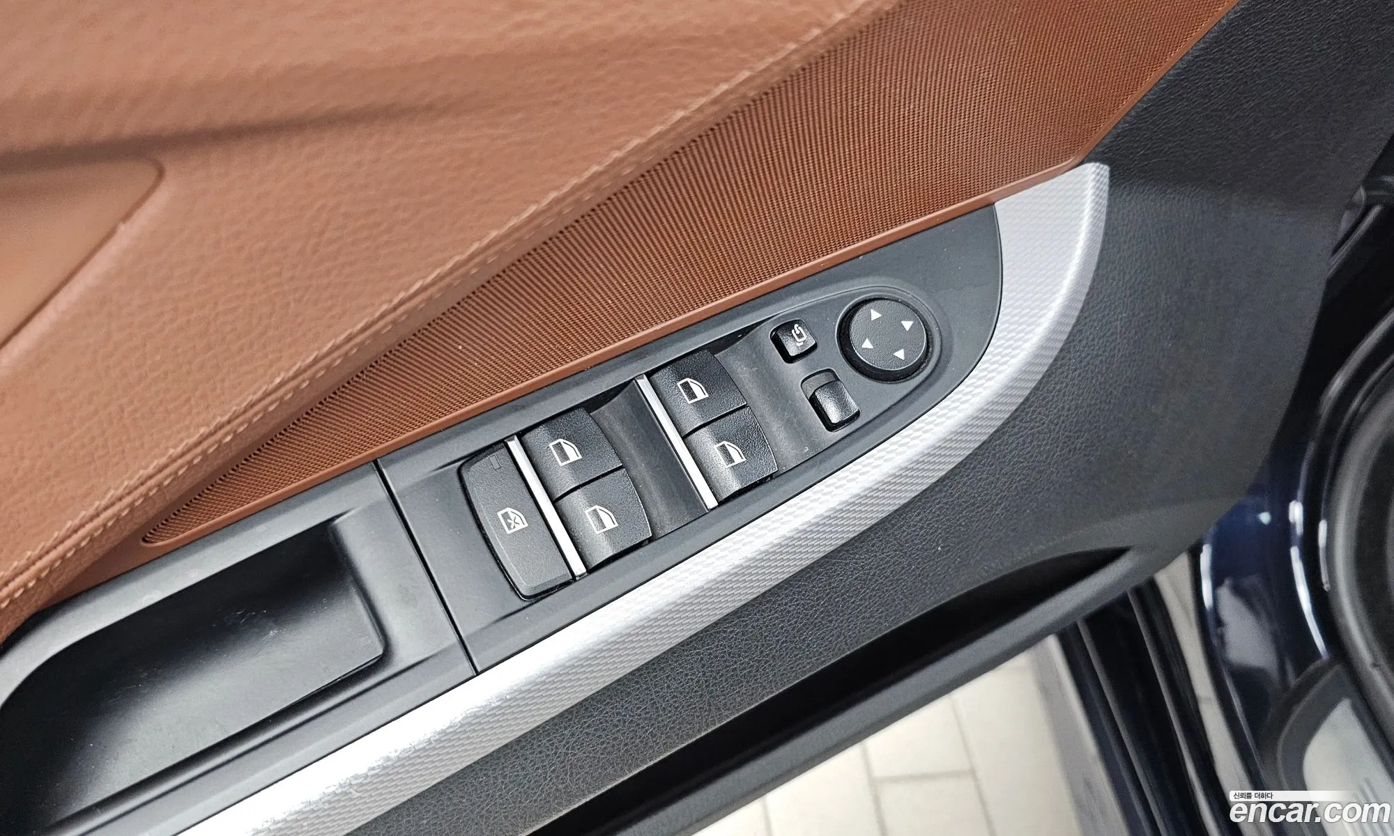 BMW 6 Series 2018 WBA6E4100JG693823 — 7