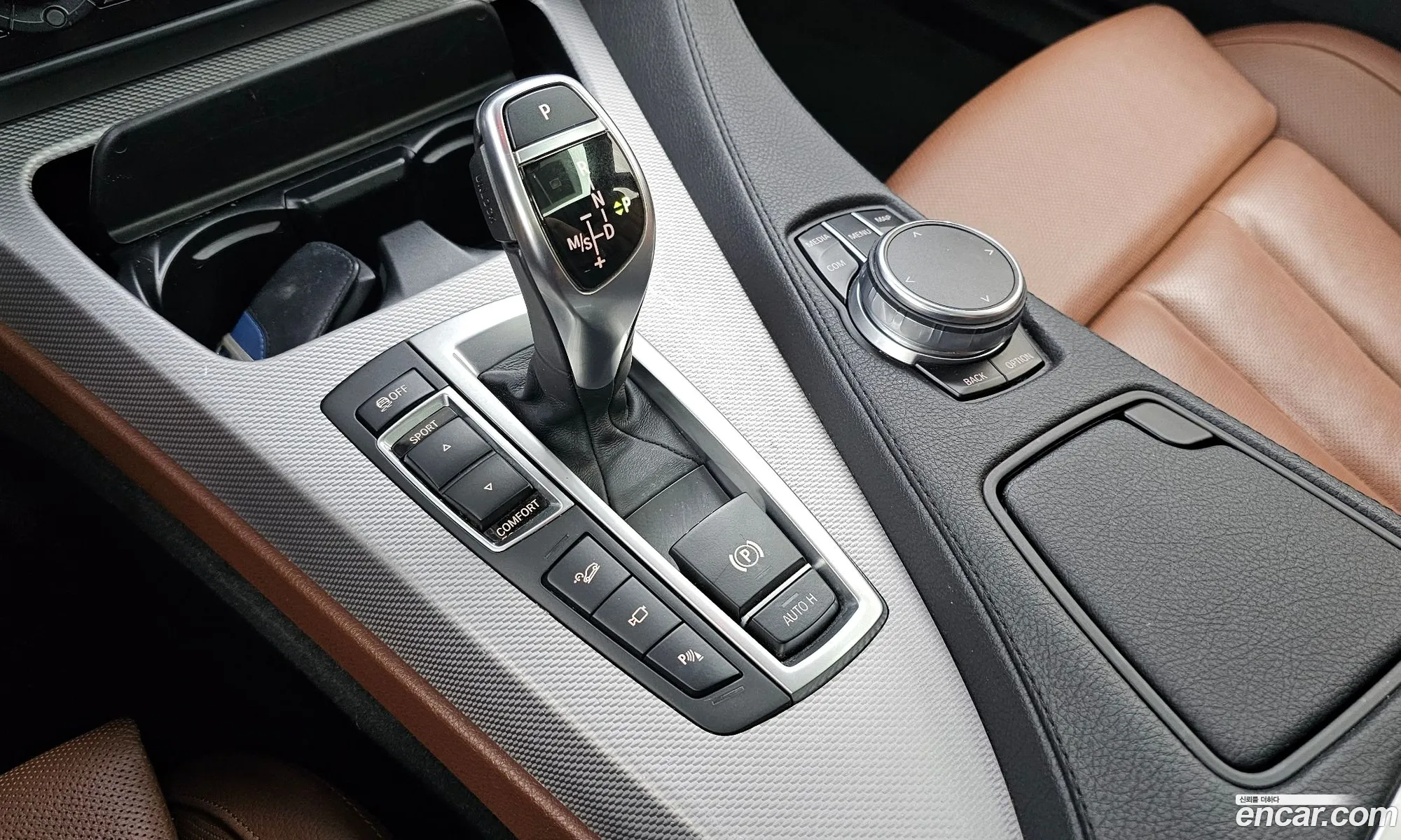 BMW 6 Series 2018 WBA6E4100JG693823 — 28