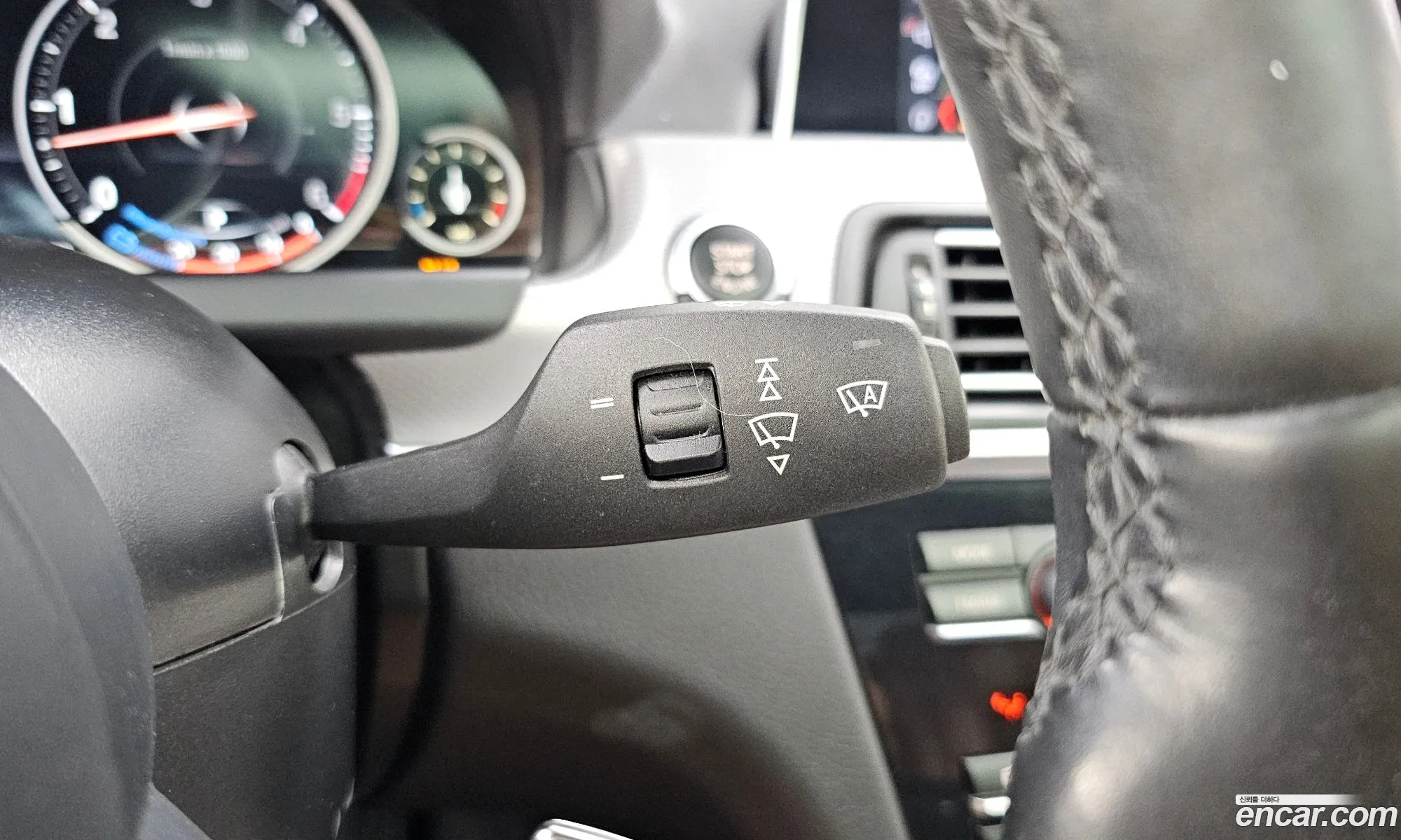 BMW 6 Series 2018 WBA6E4100JG693823 — 29