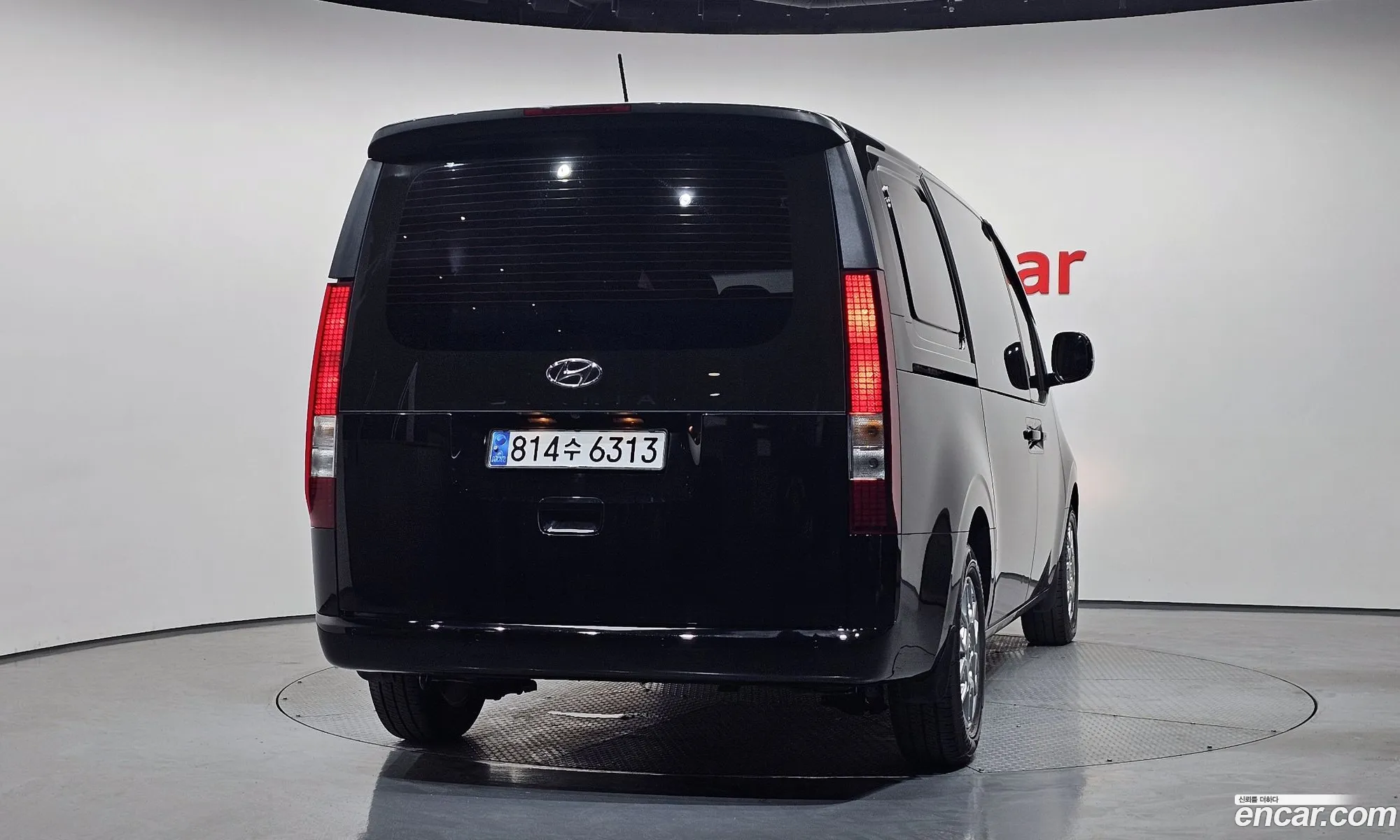Hyundai Staria 2023 — 4