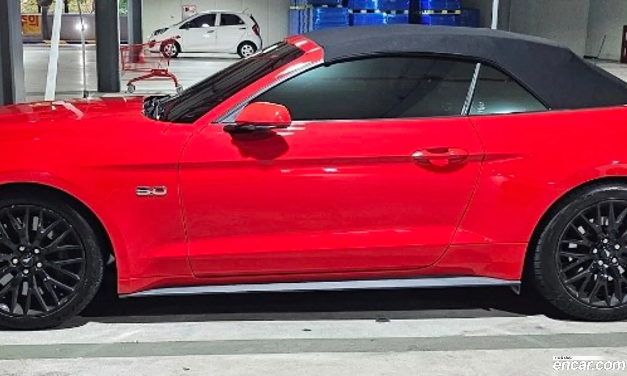 Ford Mustang 2022 — 3