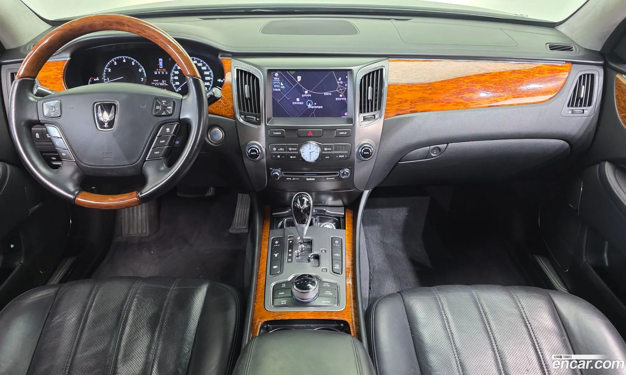 Hyundai Equus 2011 — 3